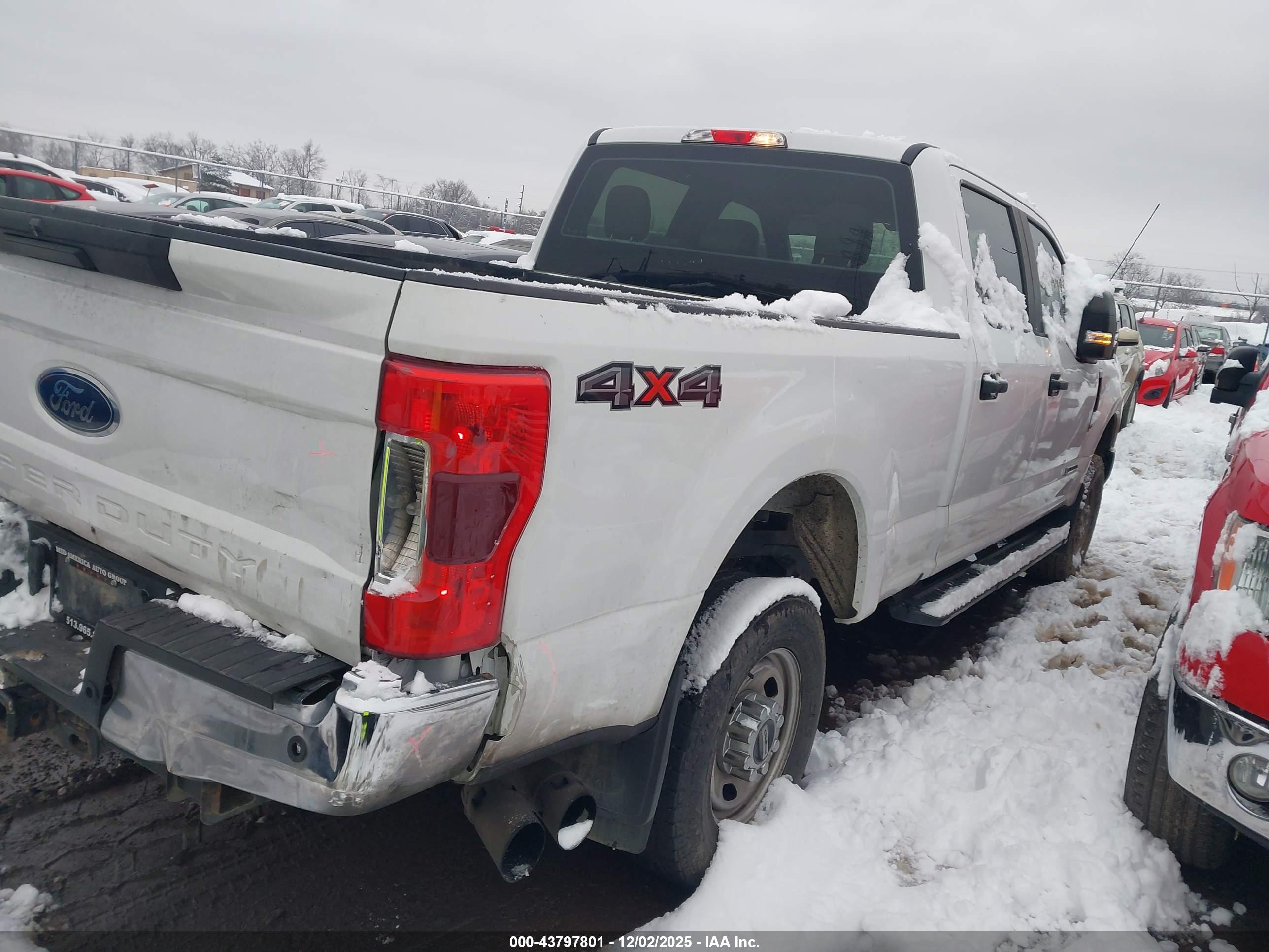FORD F-250 image 4