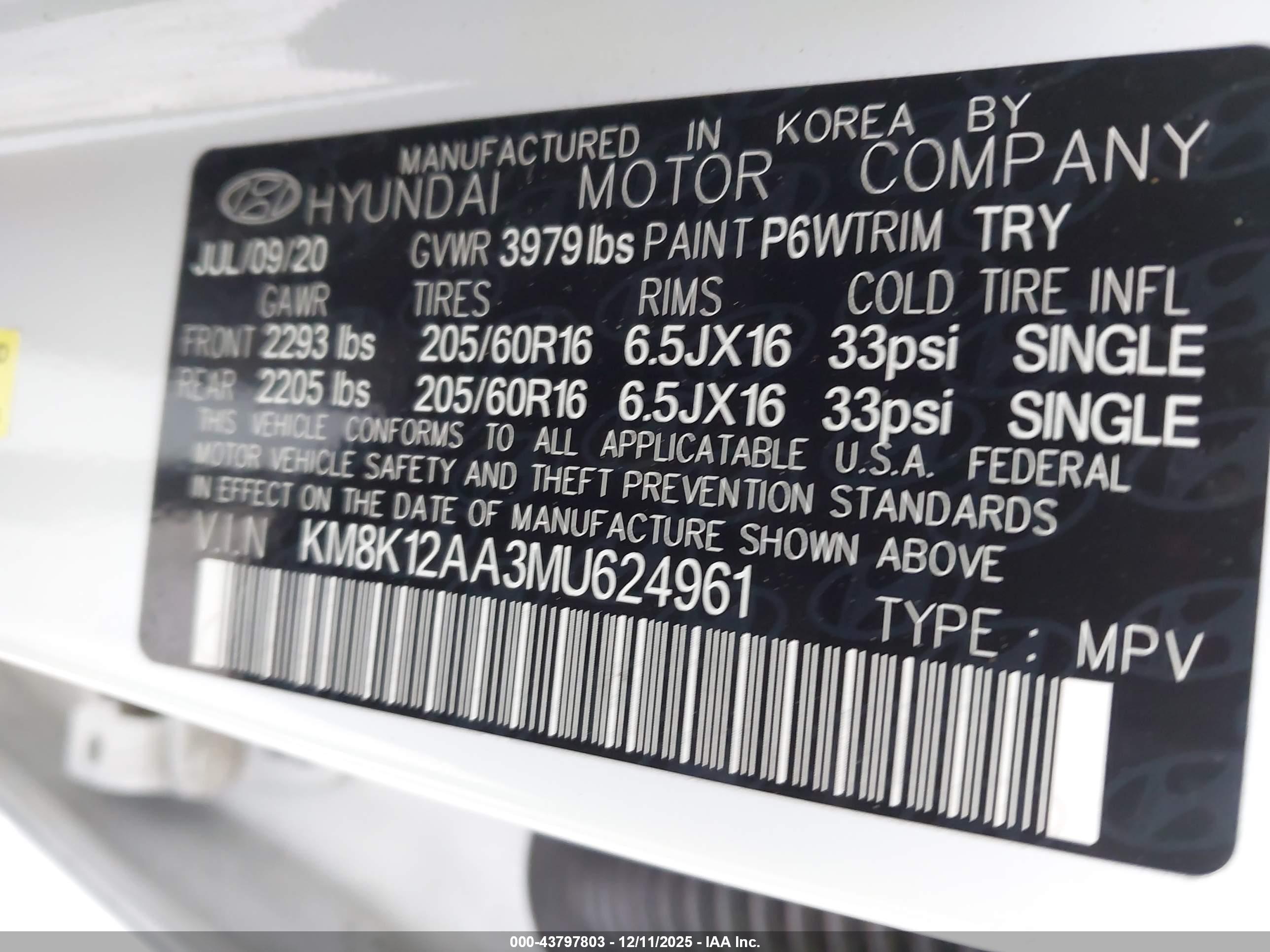 HYUNDAI KONA image 9