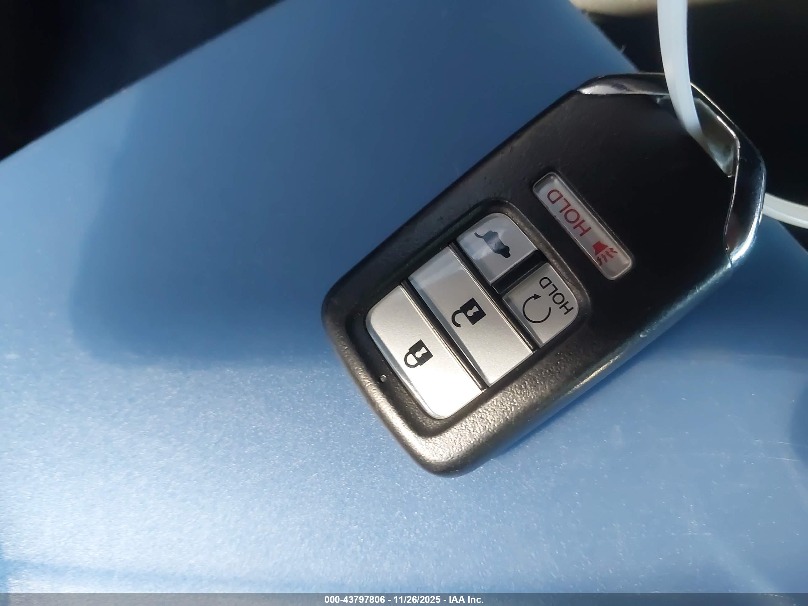 HONDA CR-V image 11