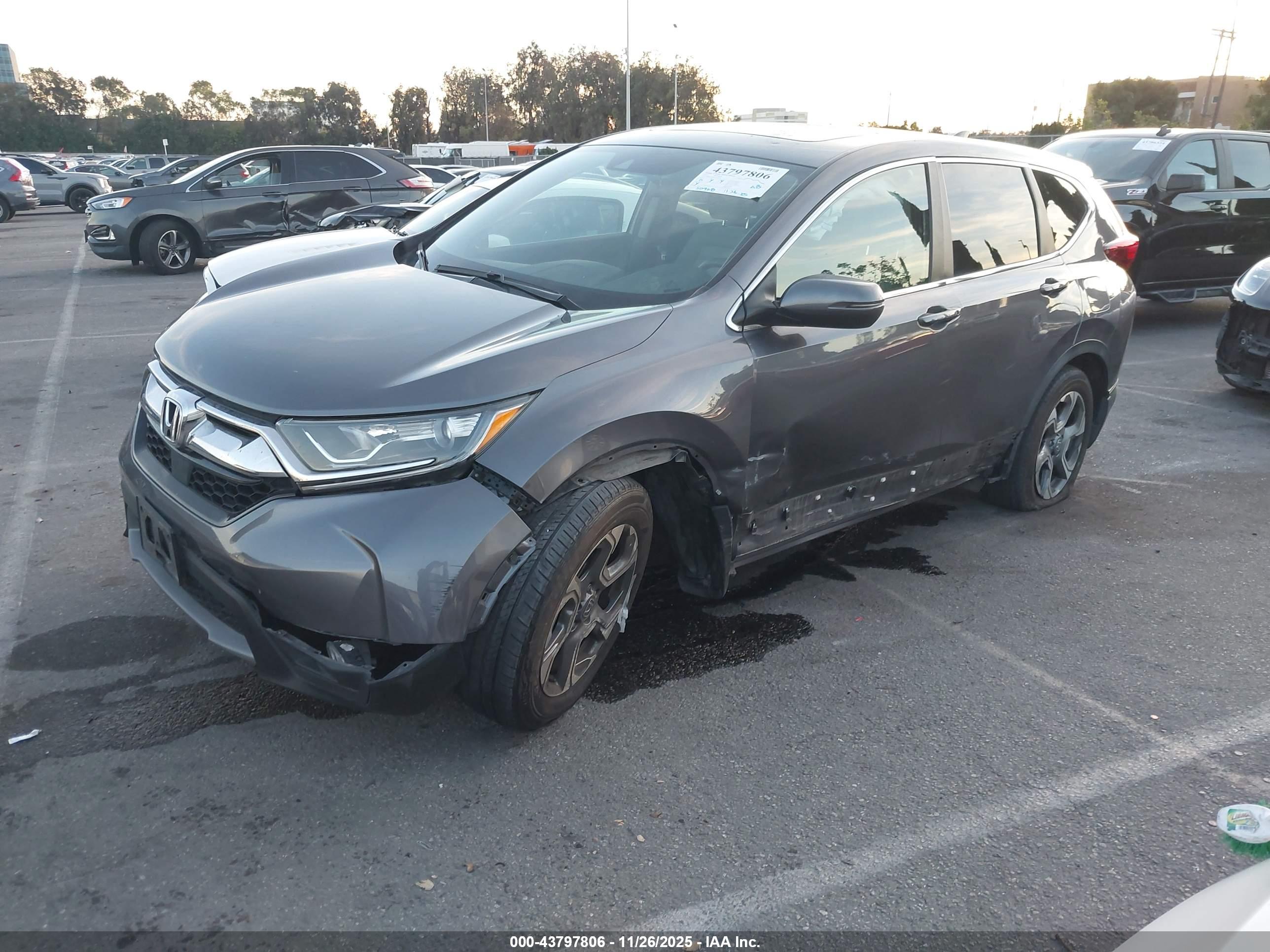 HONDA CR-V image 2