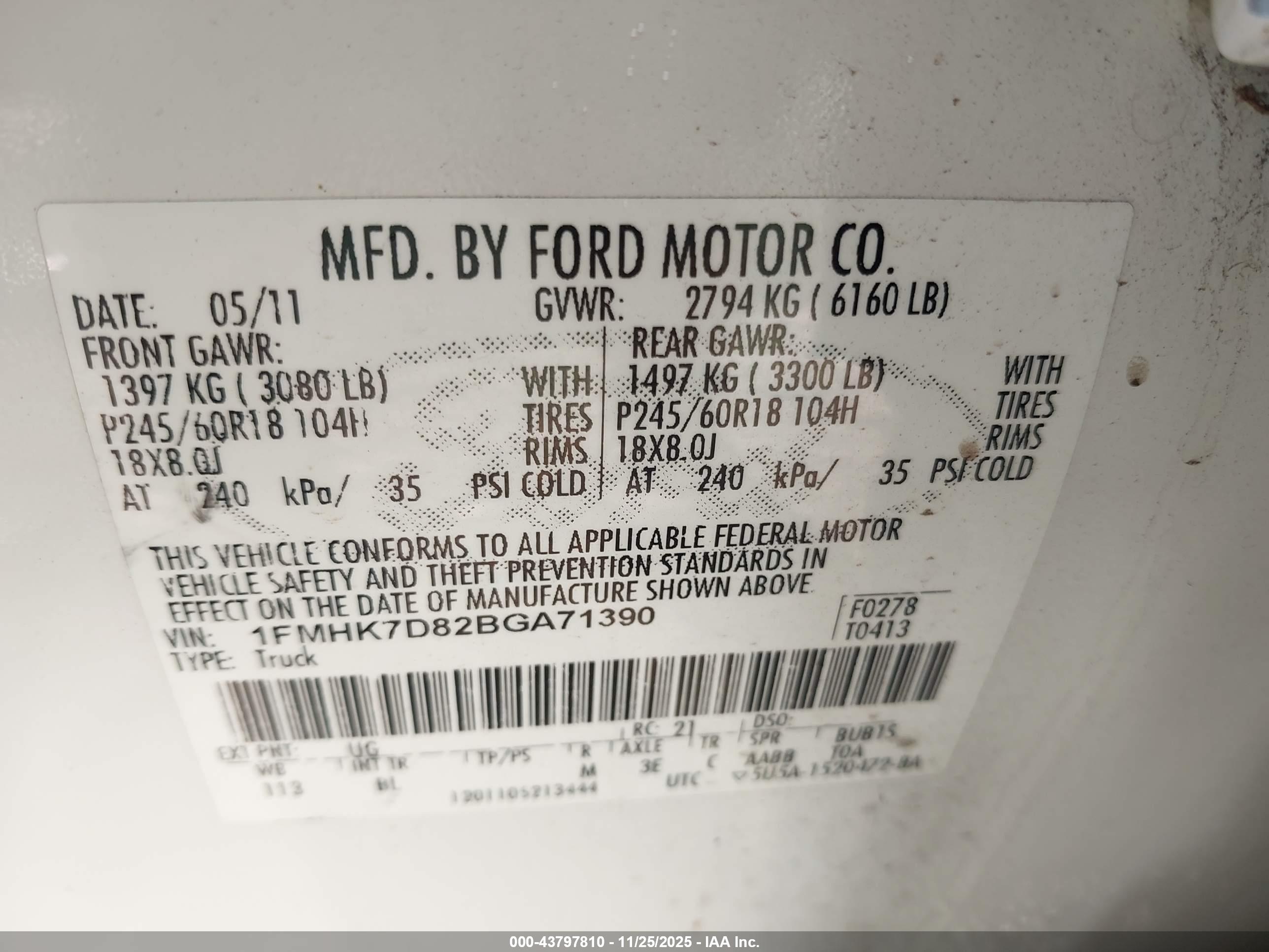 FORD EXPLORER image 9