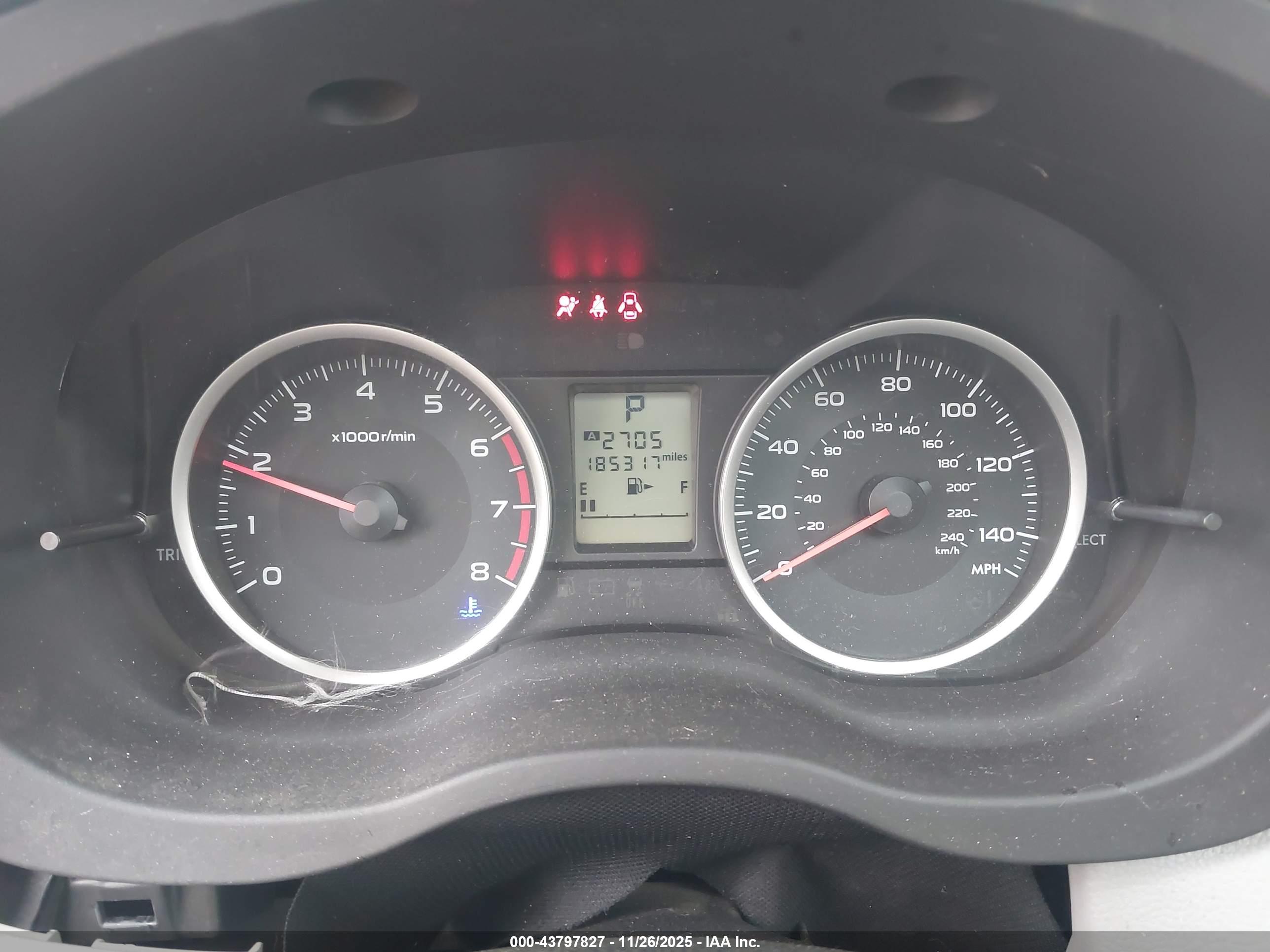 SUBARU FORESTER image 7