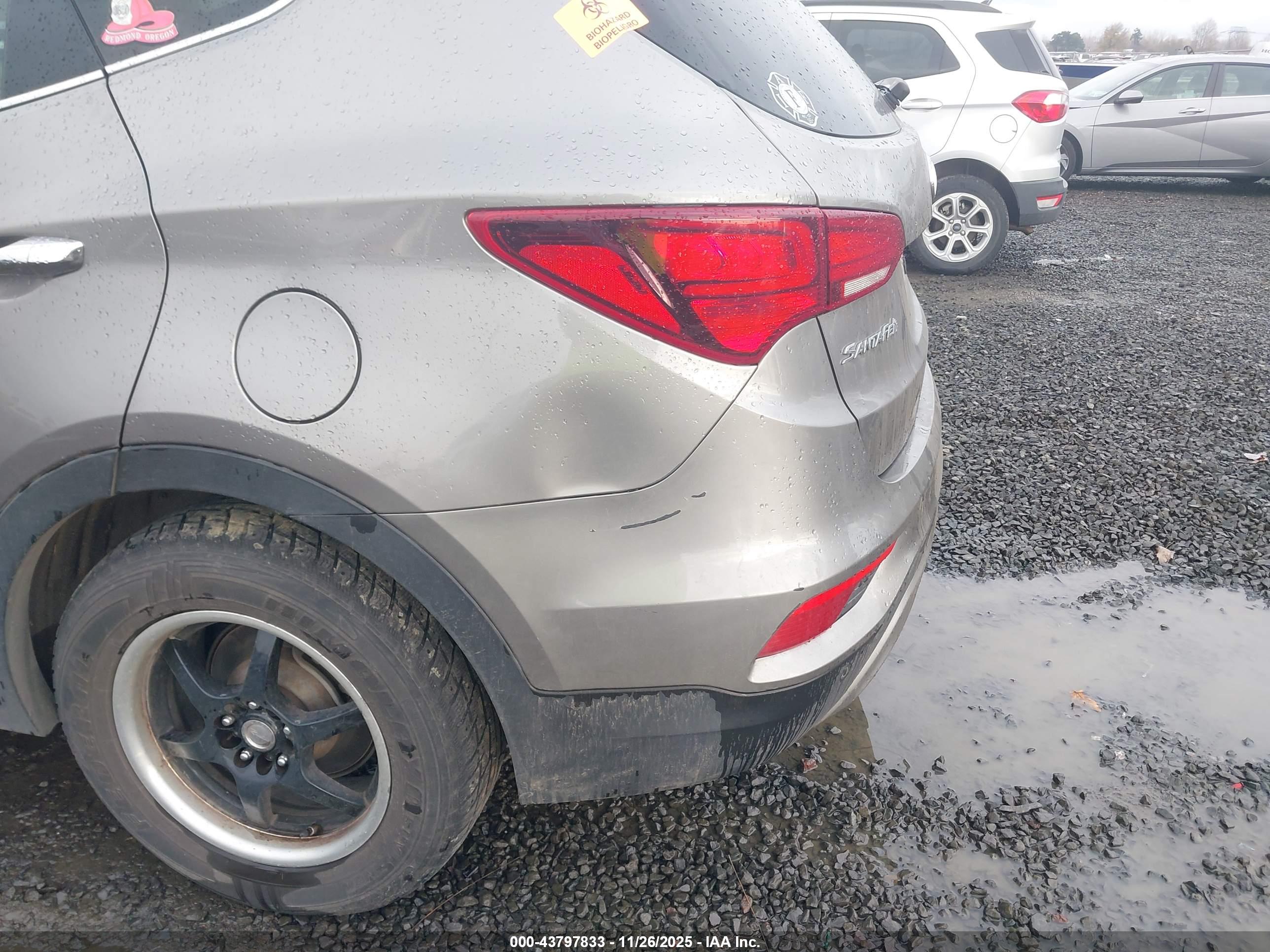 HYUNDAI SANTA image 6