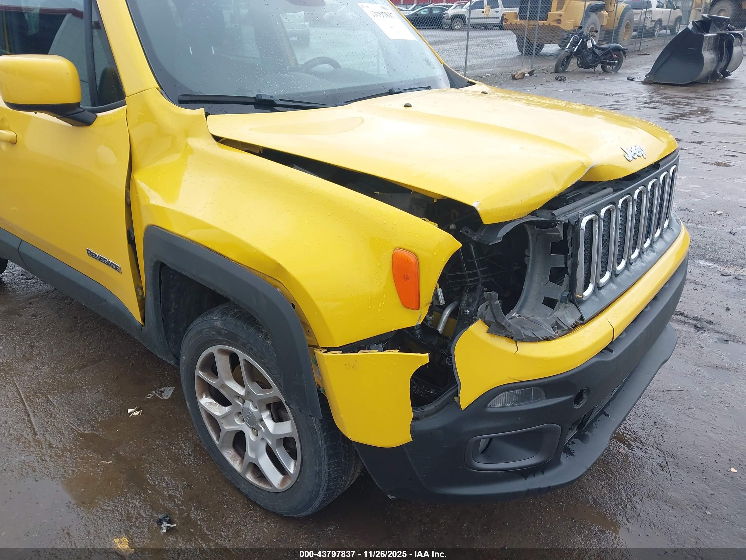 JEEP RENEGADE image 6