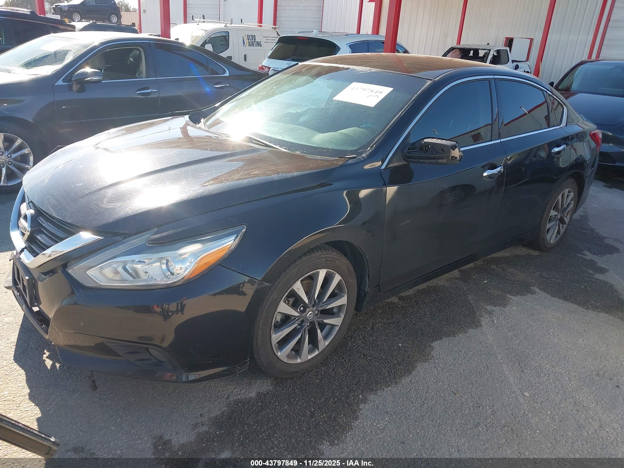 NISSAN ALTIMA image 2