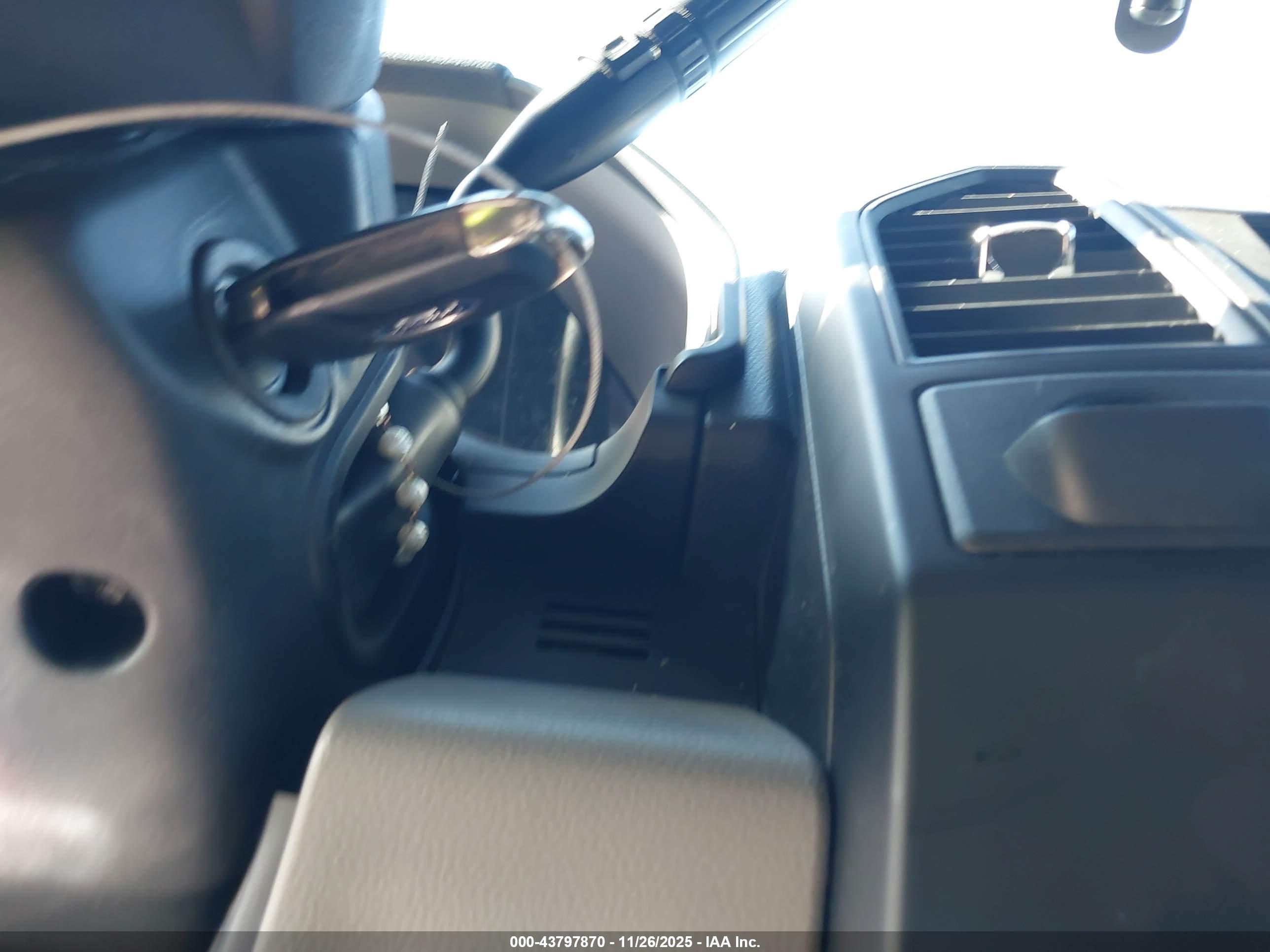 FORD F-150 image 11