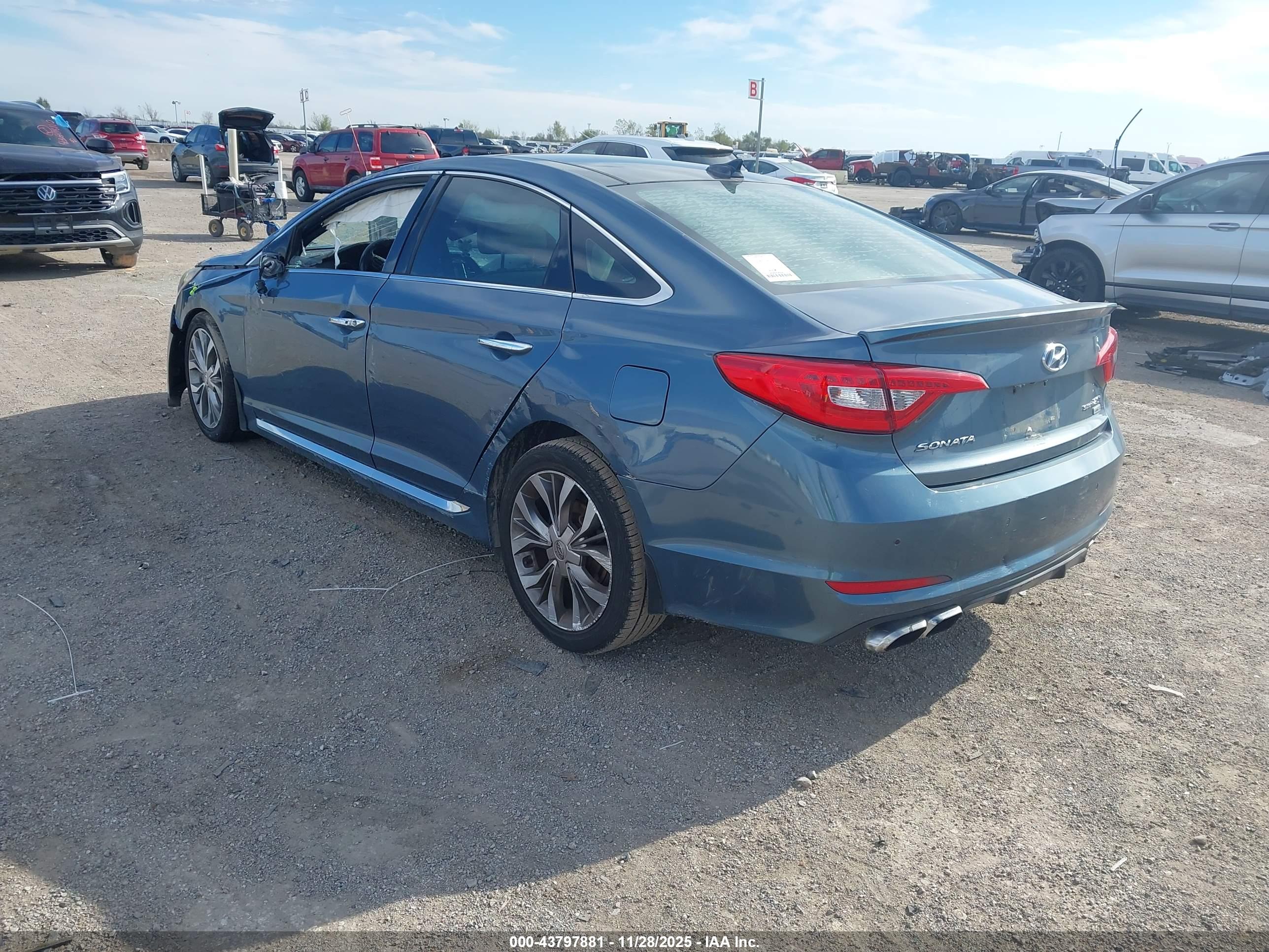 HYUNDAI SONATA image 3