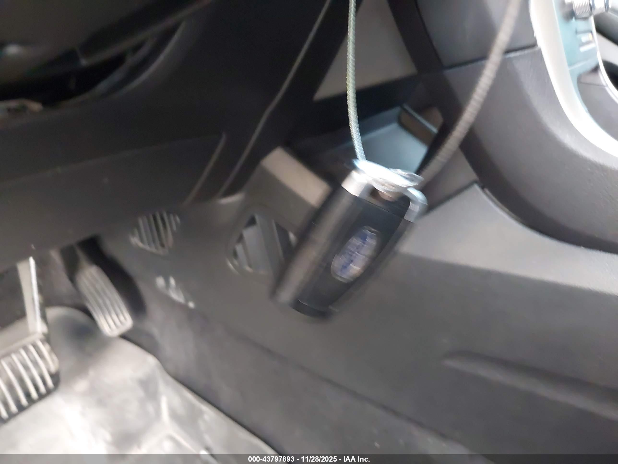 FORD EDGE image 11