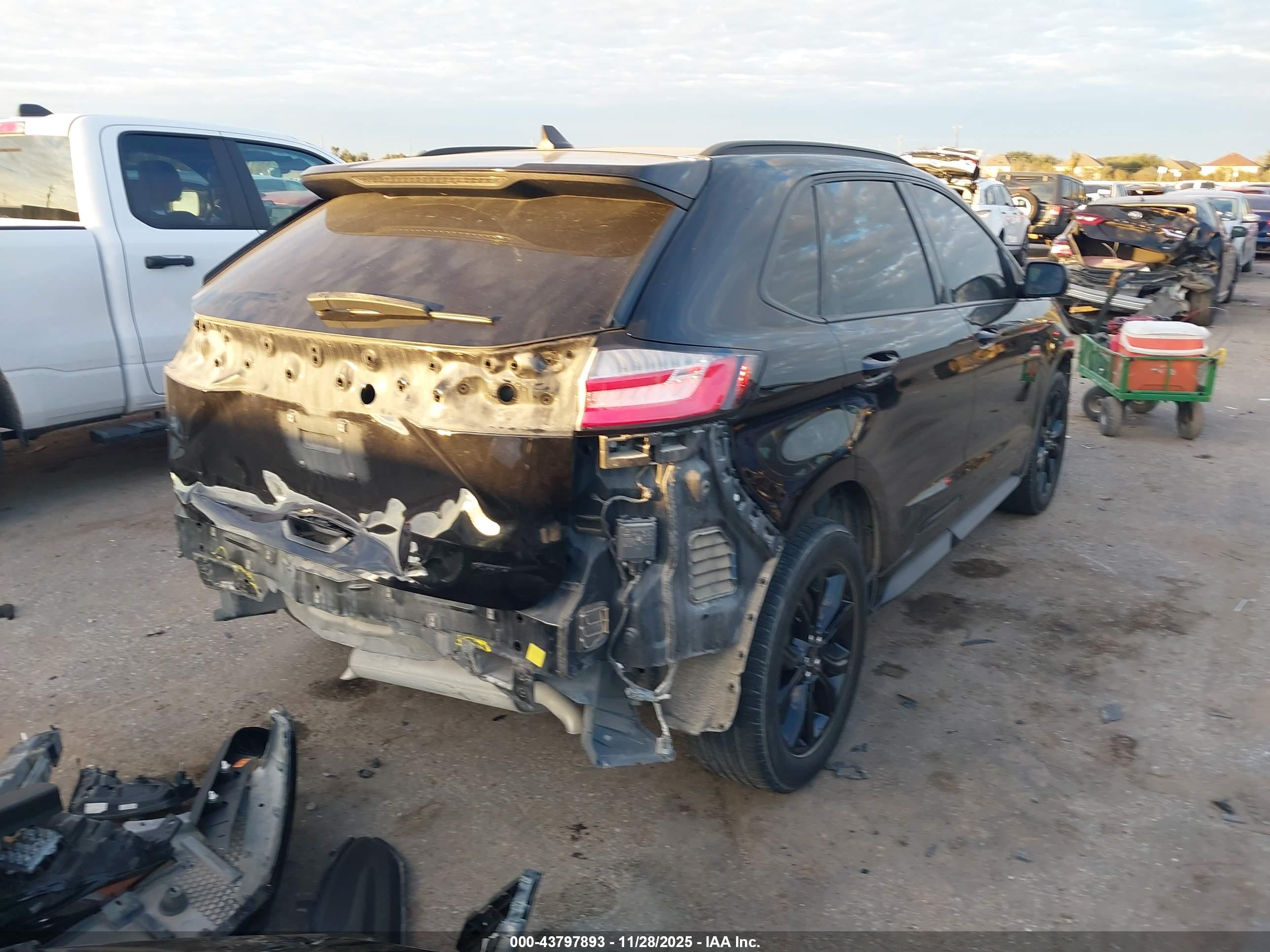 FORD EDGE image 4