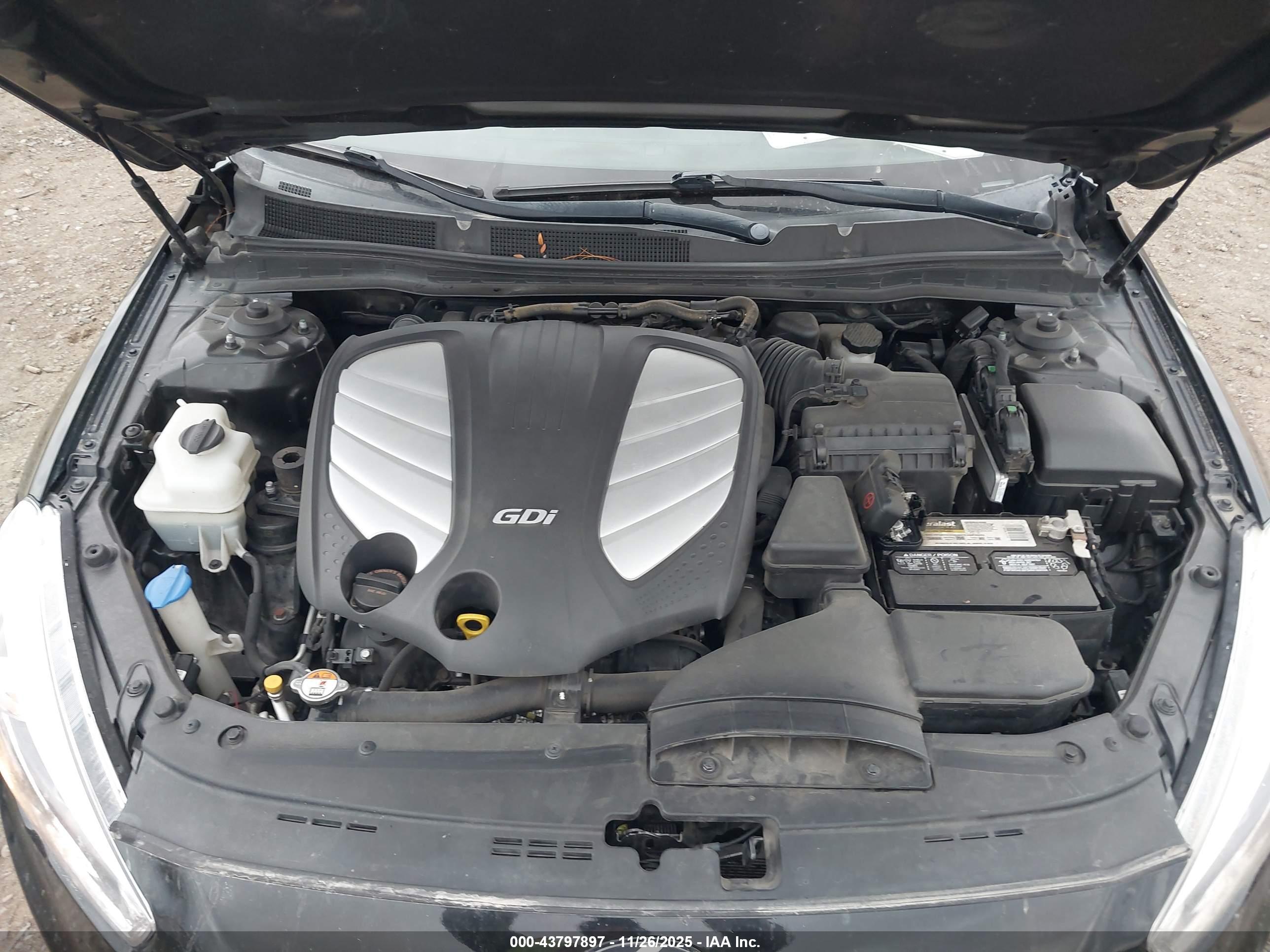 KIA CADENZA image 10