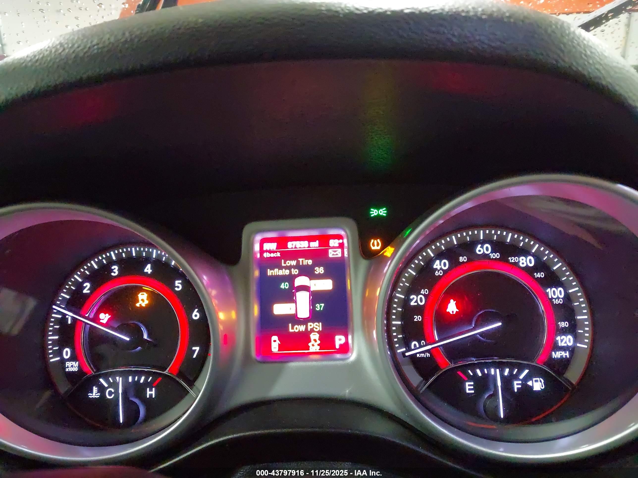 DODGE JOURNEY image 7