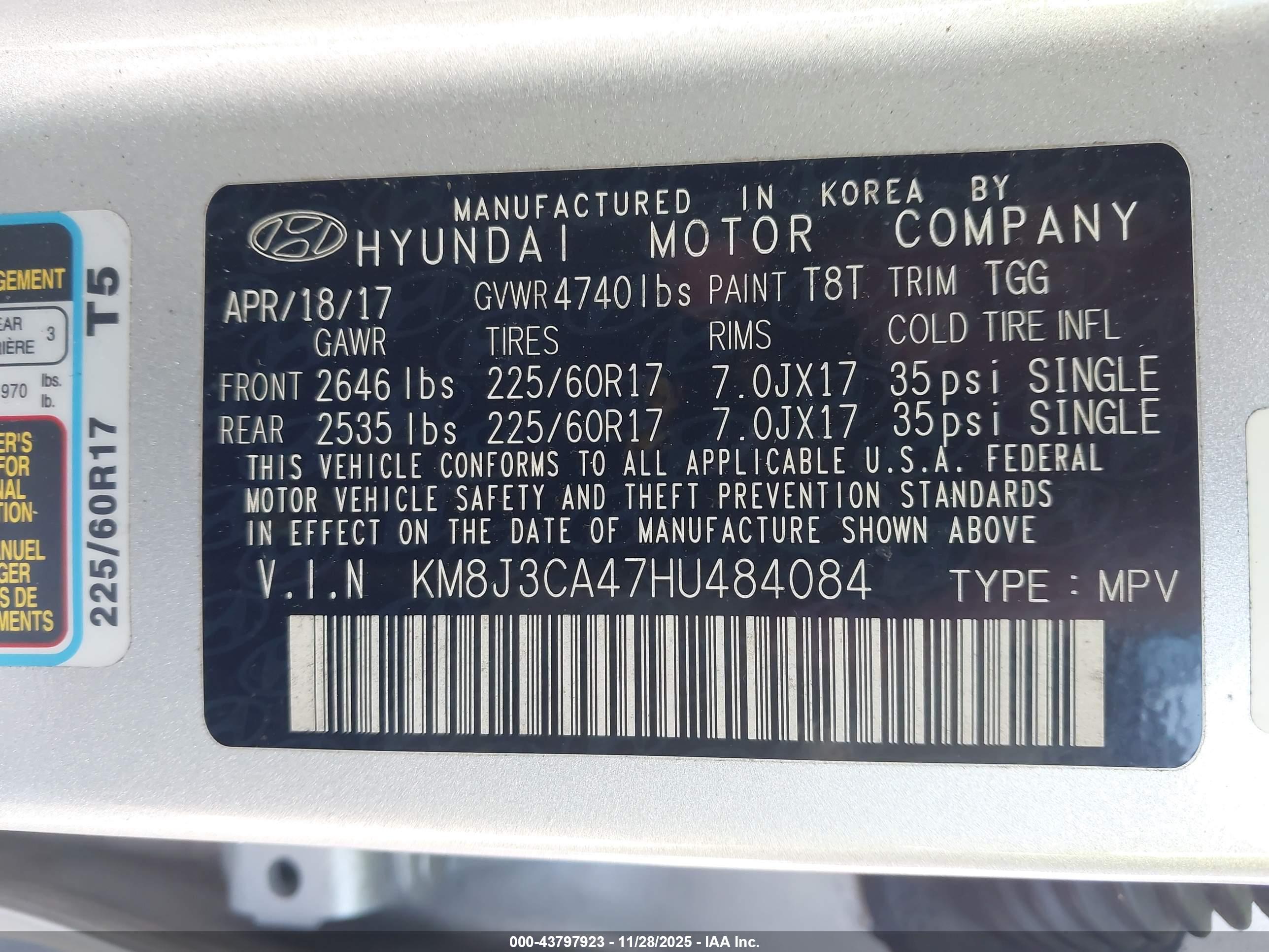 HYUNDAI TUCSON image 9
