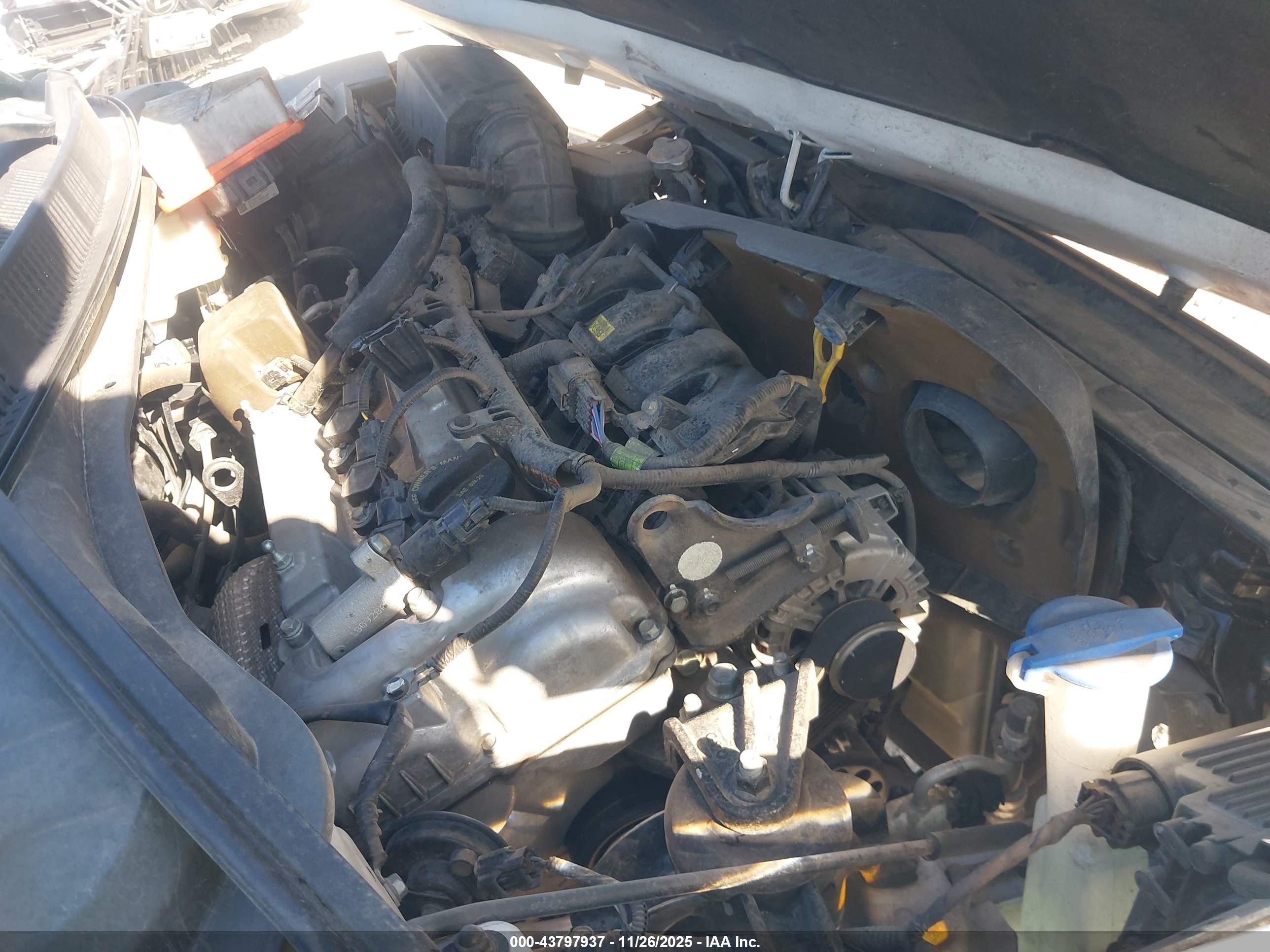 HYUNDAI ACCENT image 10