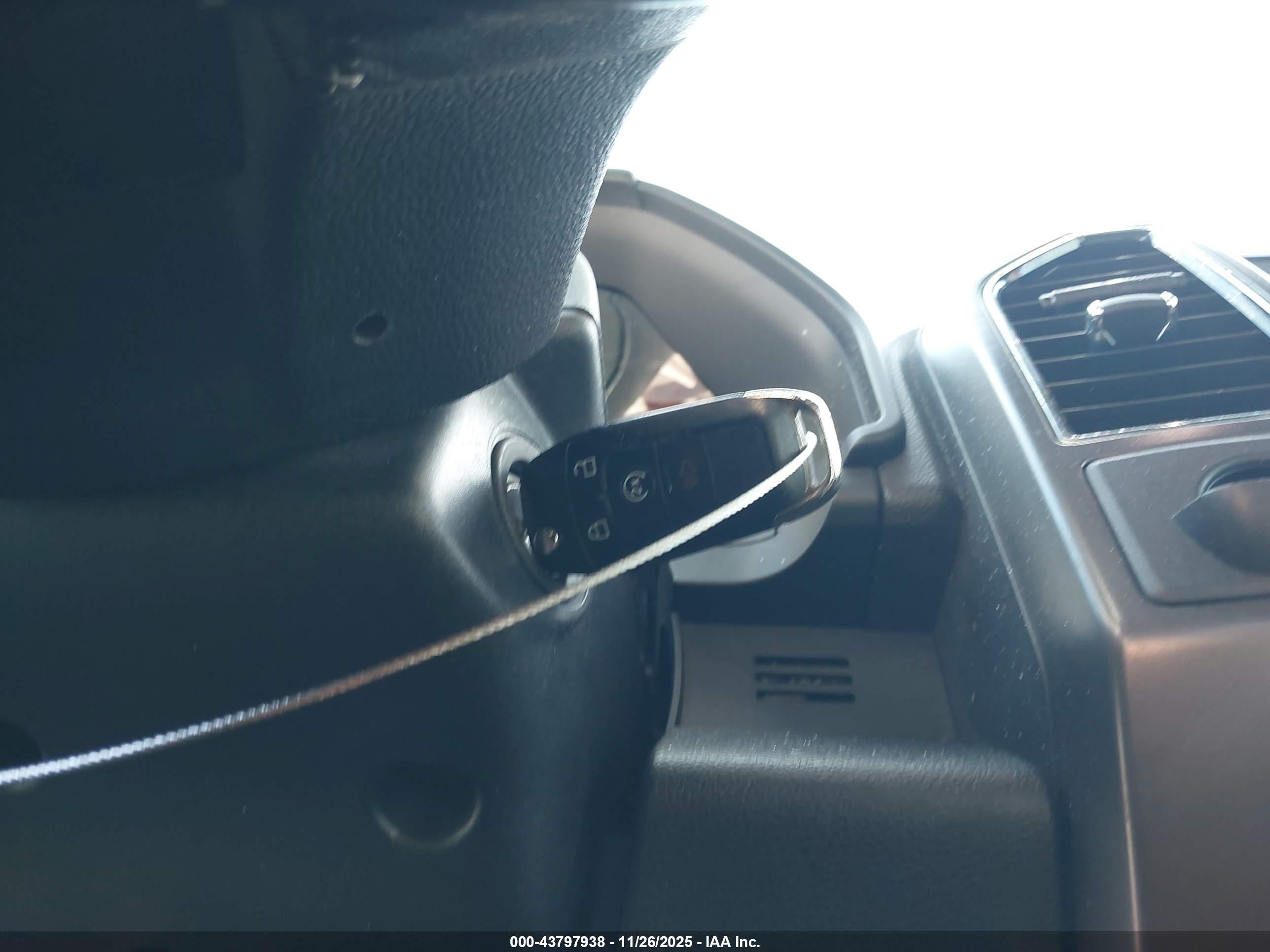 FORD F-150 image 11