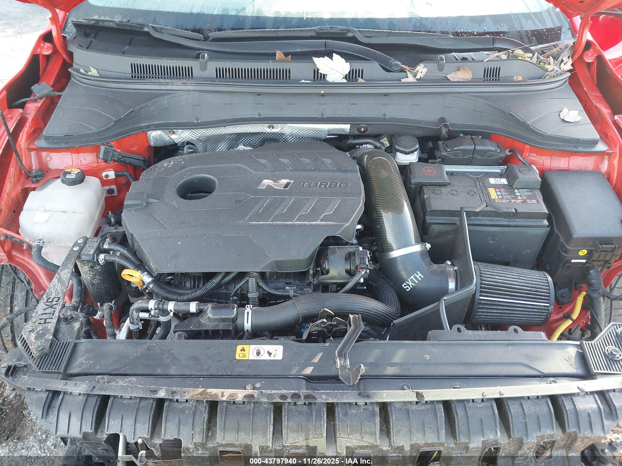 HYUNDAI KONA image 10