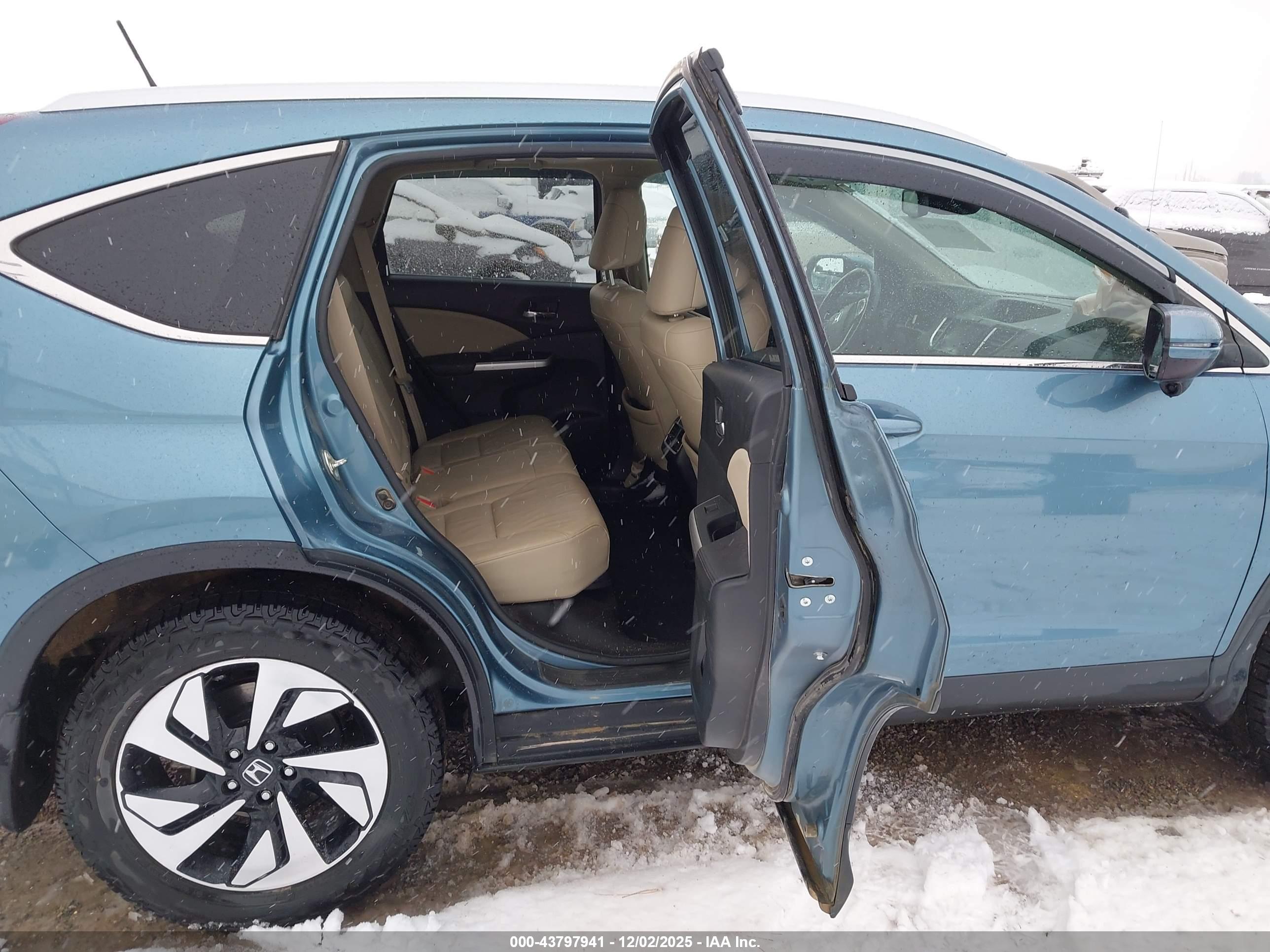 HONDA CR-V image 8