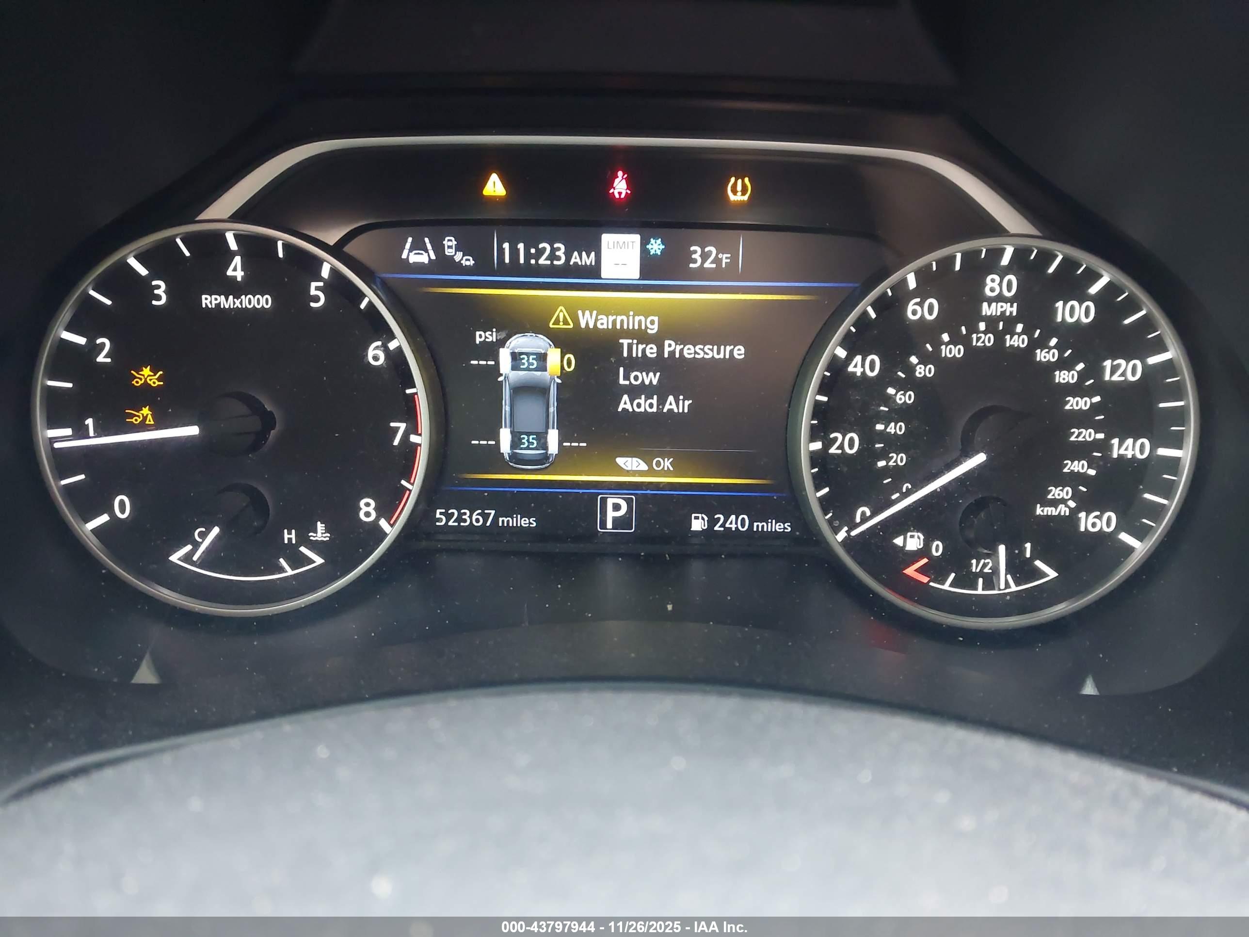 NISSAN MURANO image 7
