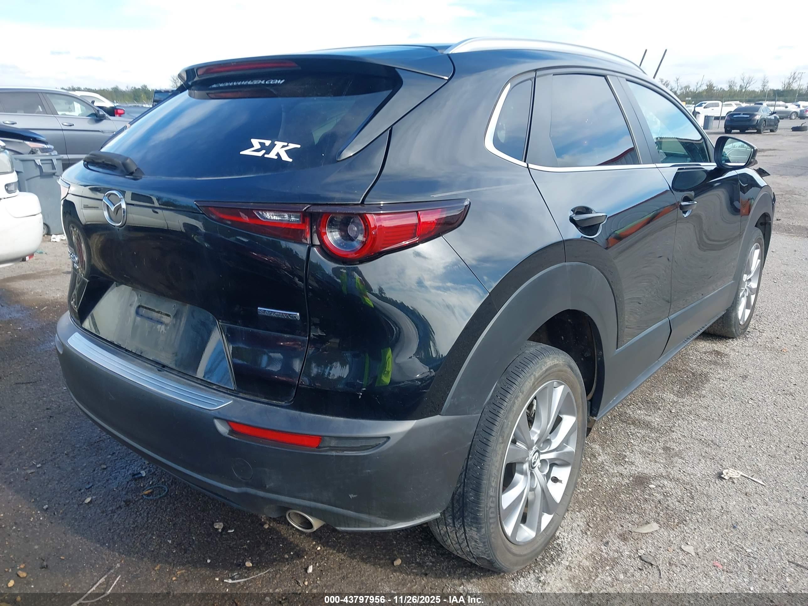 MAZDA CX-30 image 4