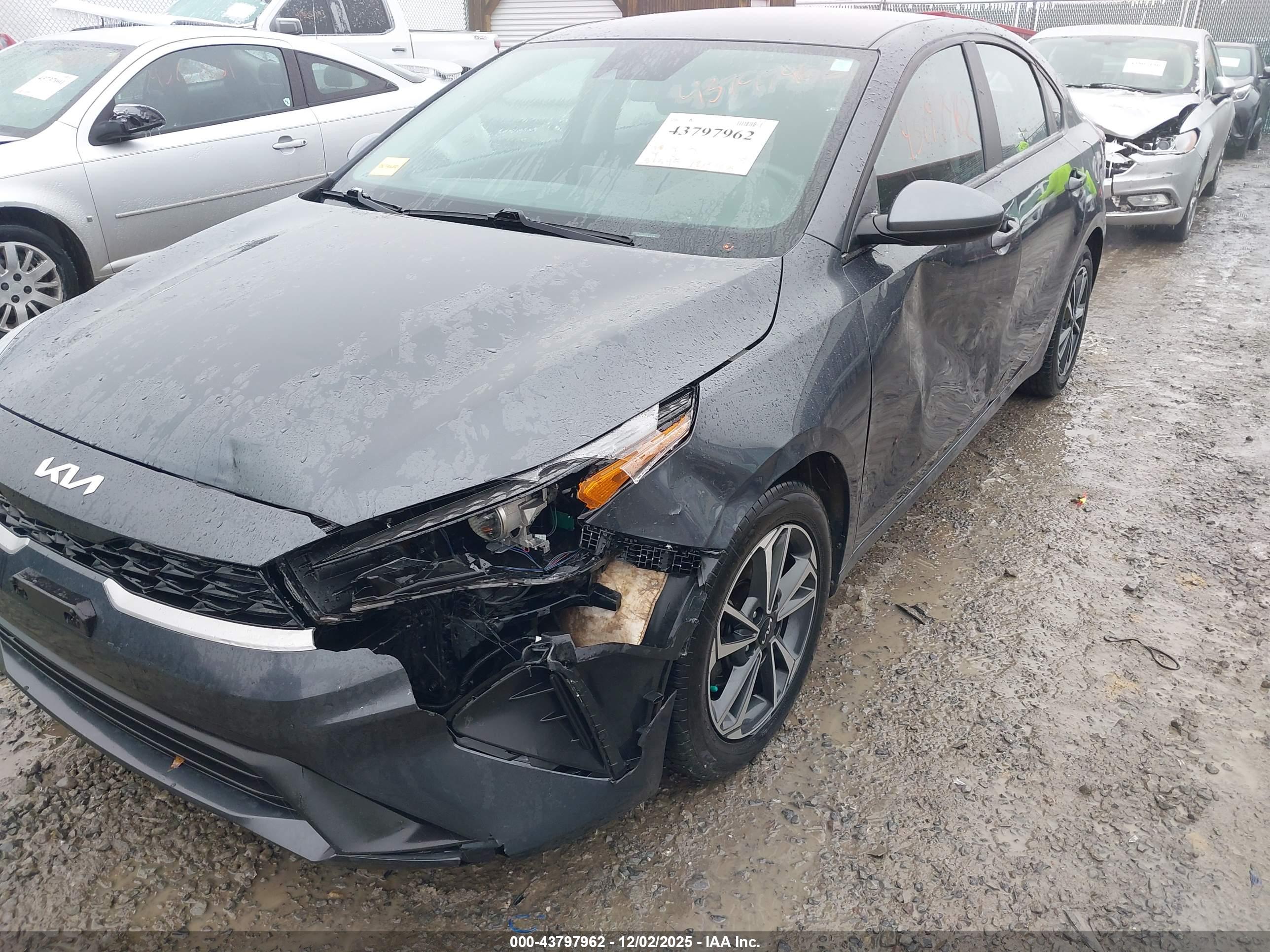 KIA FORTE image 6