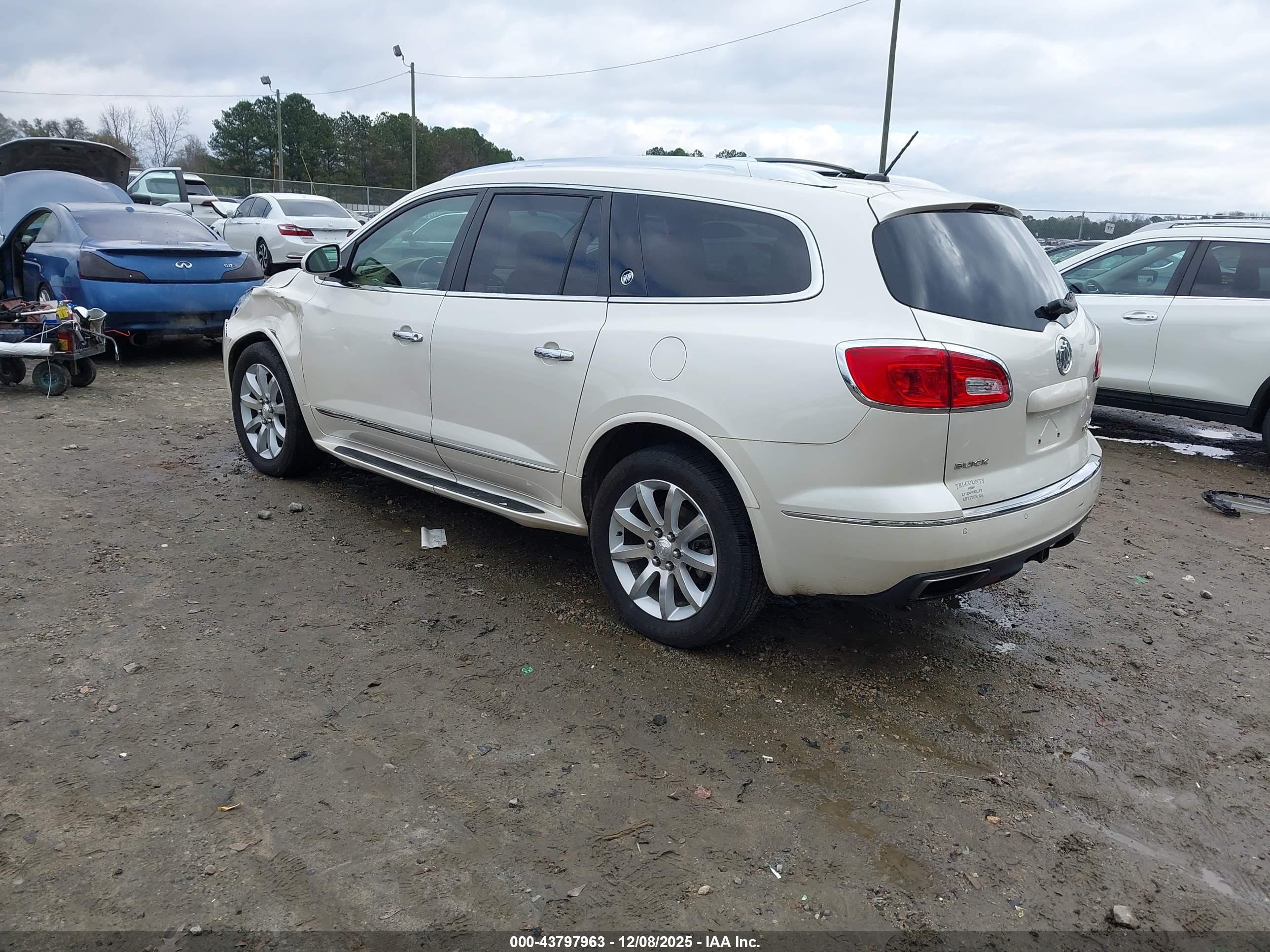 BUICK ENCLAVE image 3