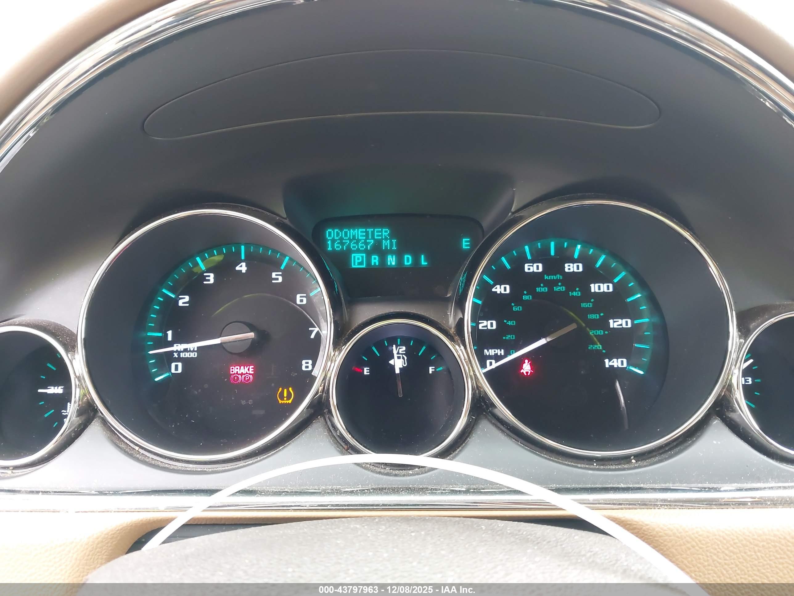 BUICK ENCLAVE image 7