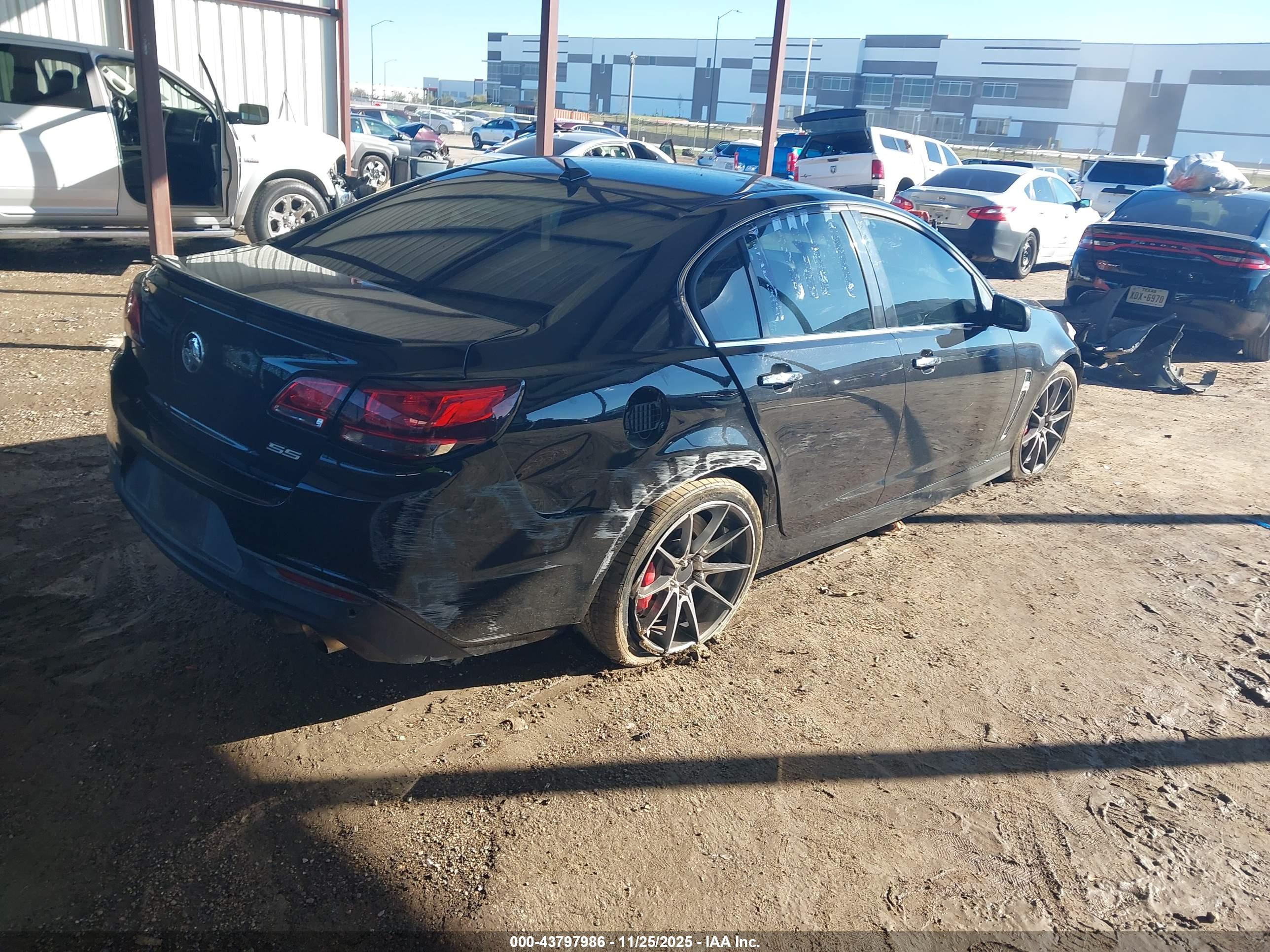 CHEVROLET SS image 4