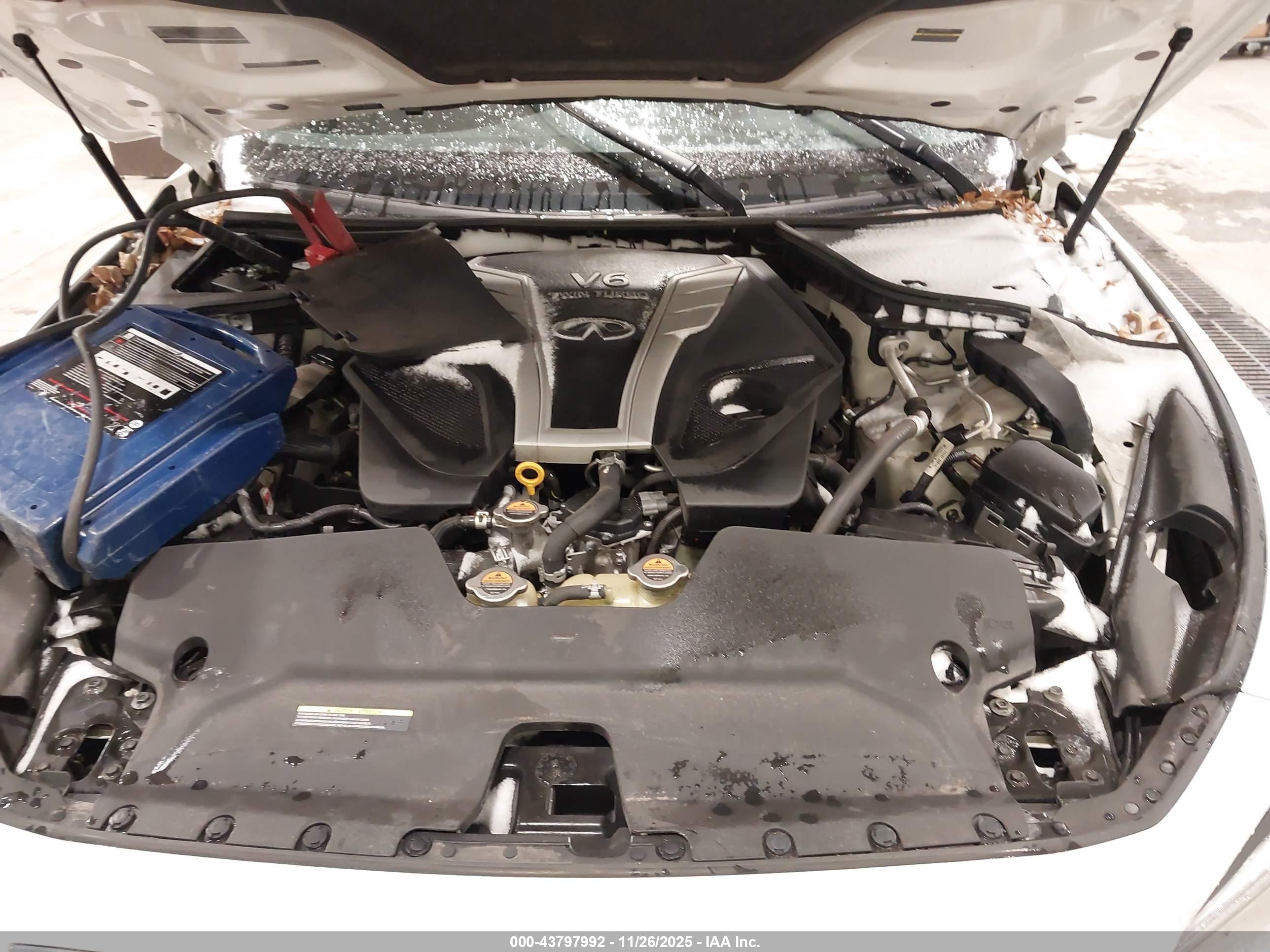 INFINITI Q50 image 10