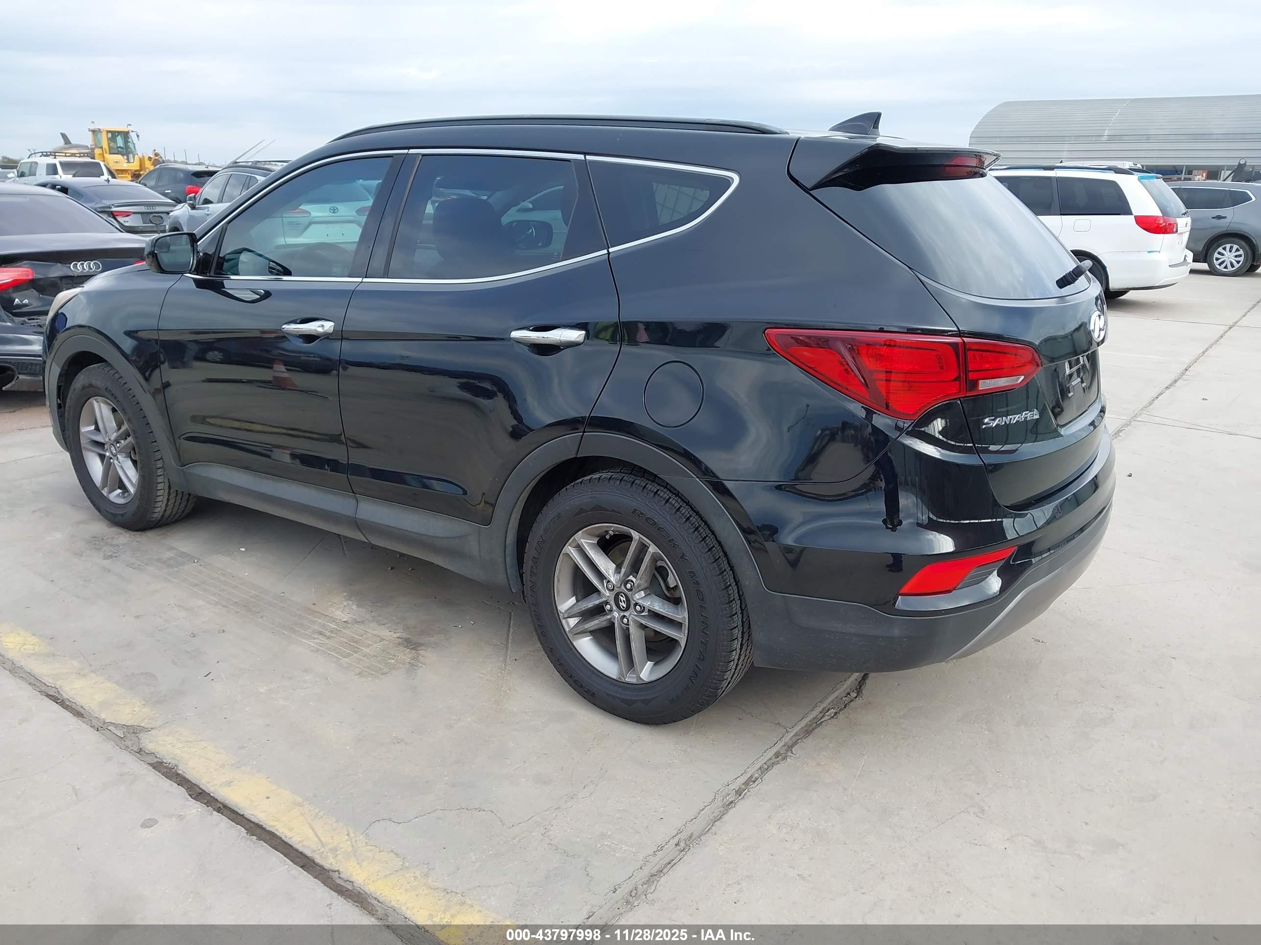 HYUNDAI SANTA image 3