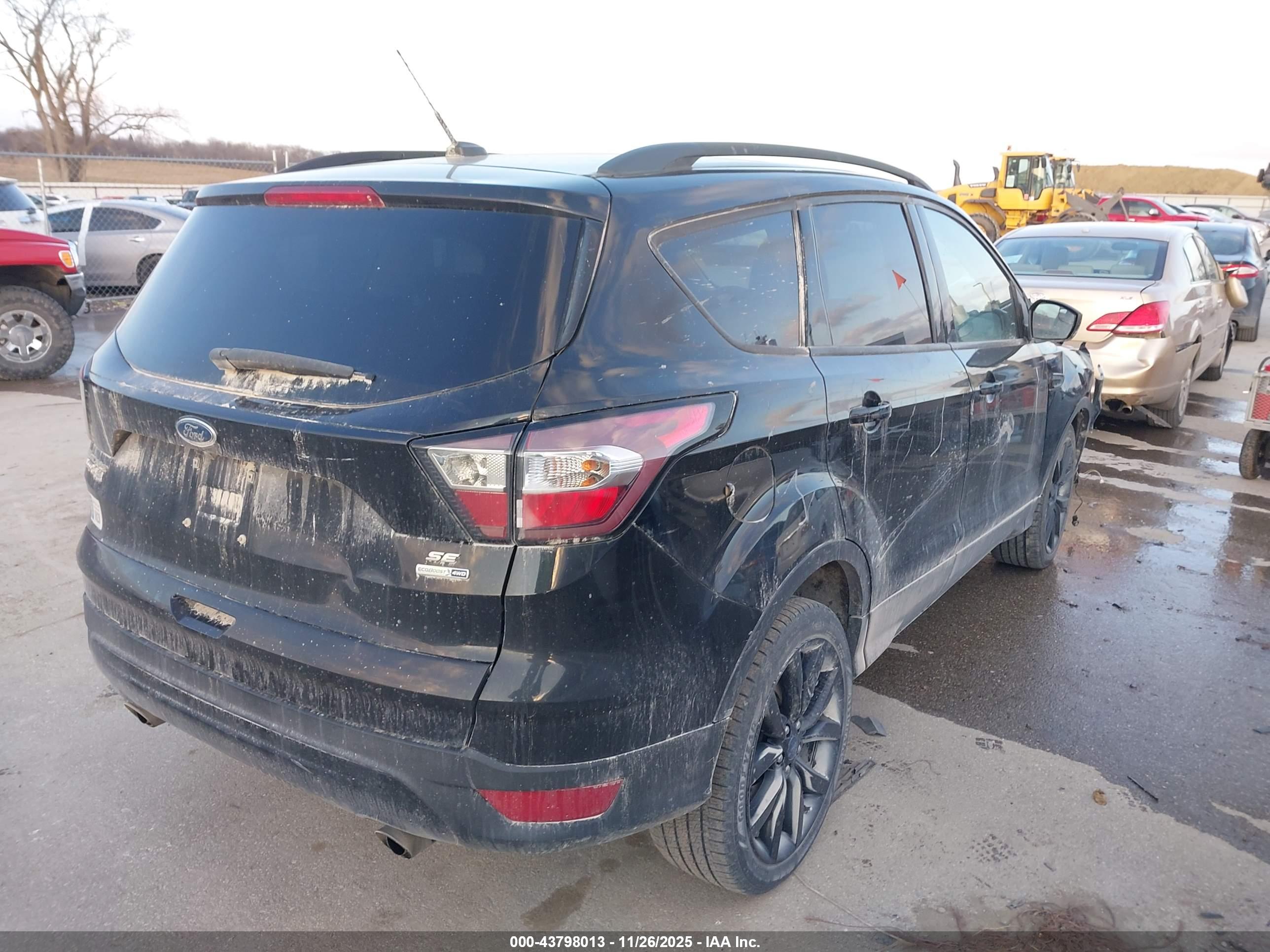 FORD ESCAPE image 4