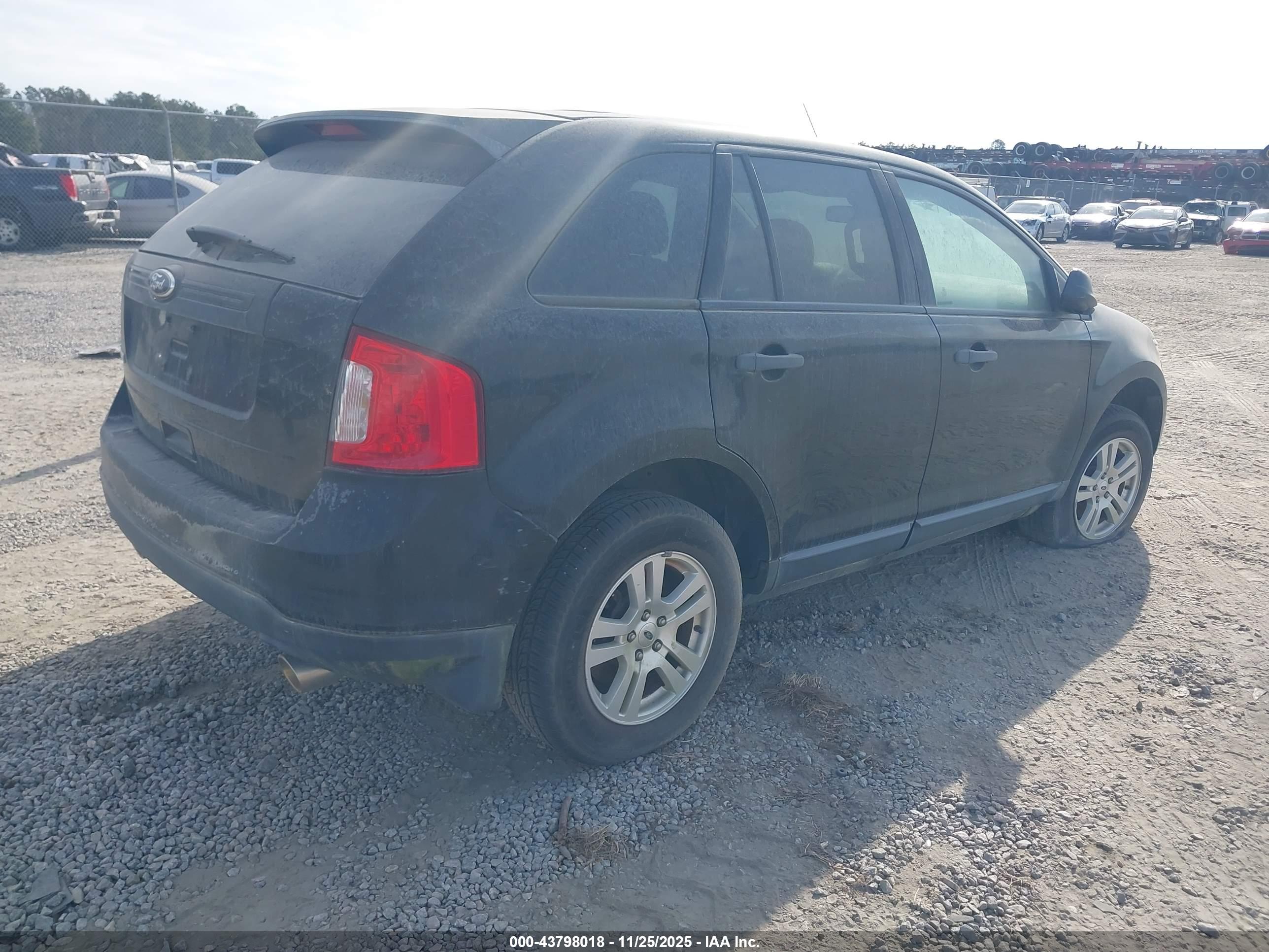 FORD EDGE image 4