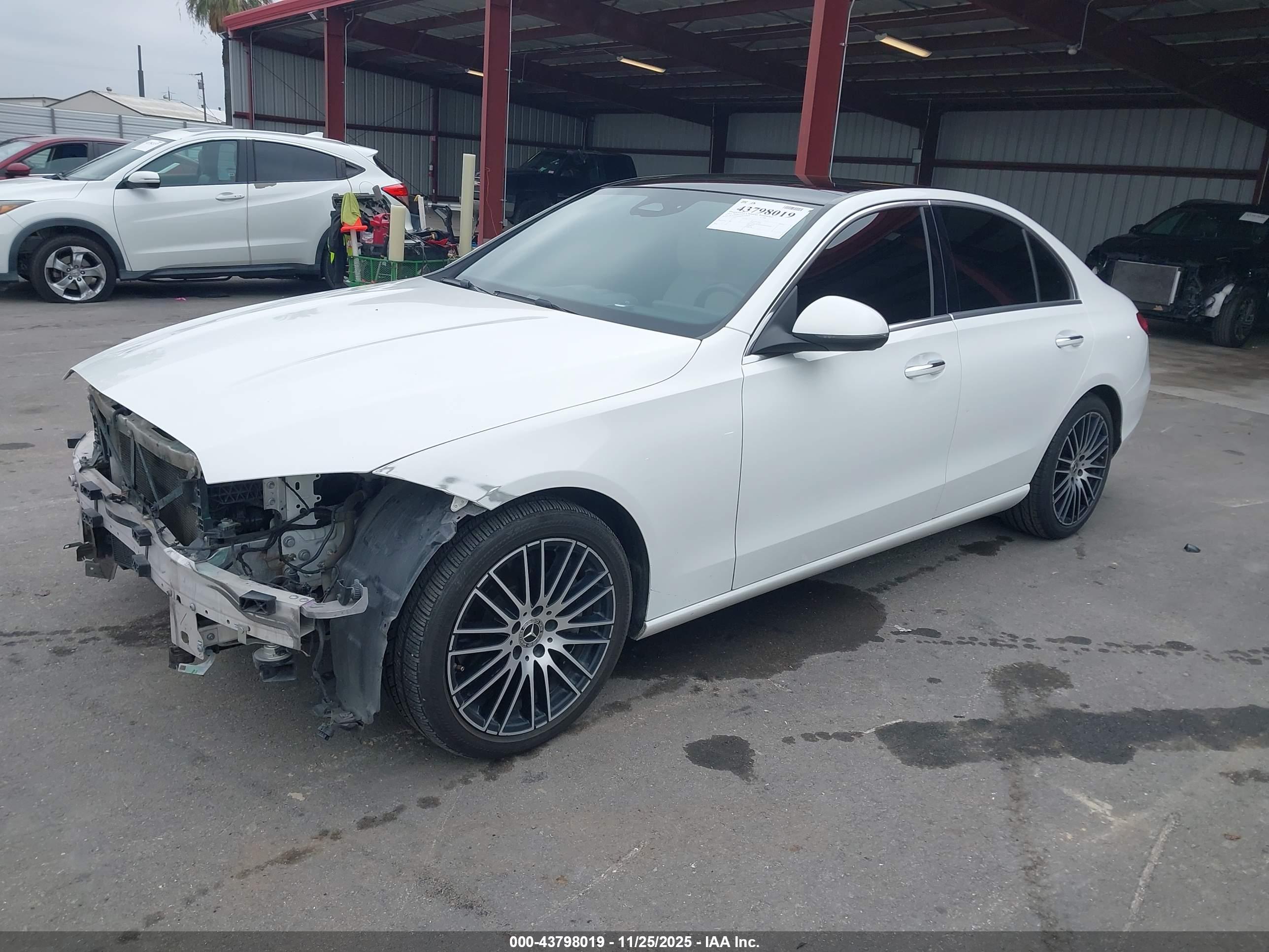 MERCEDES-BENZ C image 2