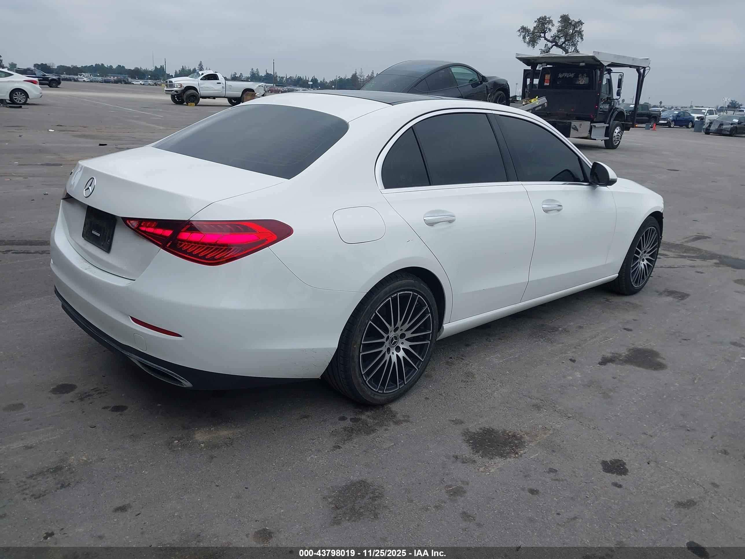 MERCEDES-BENZ C image 4