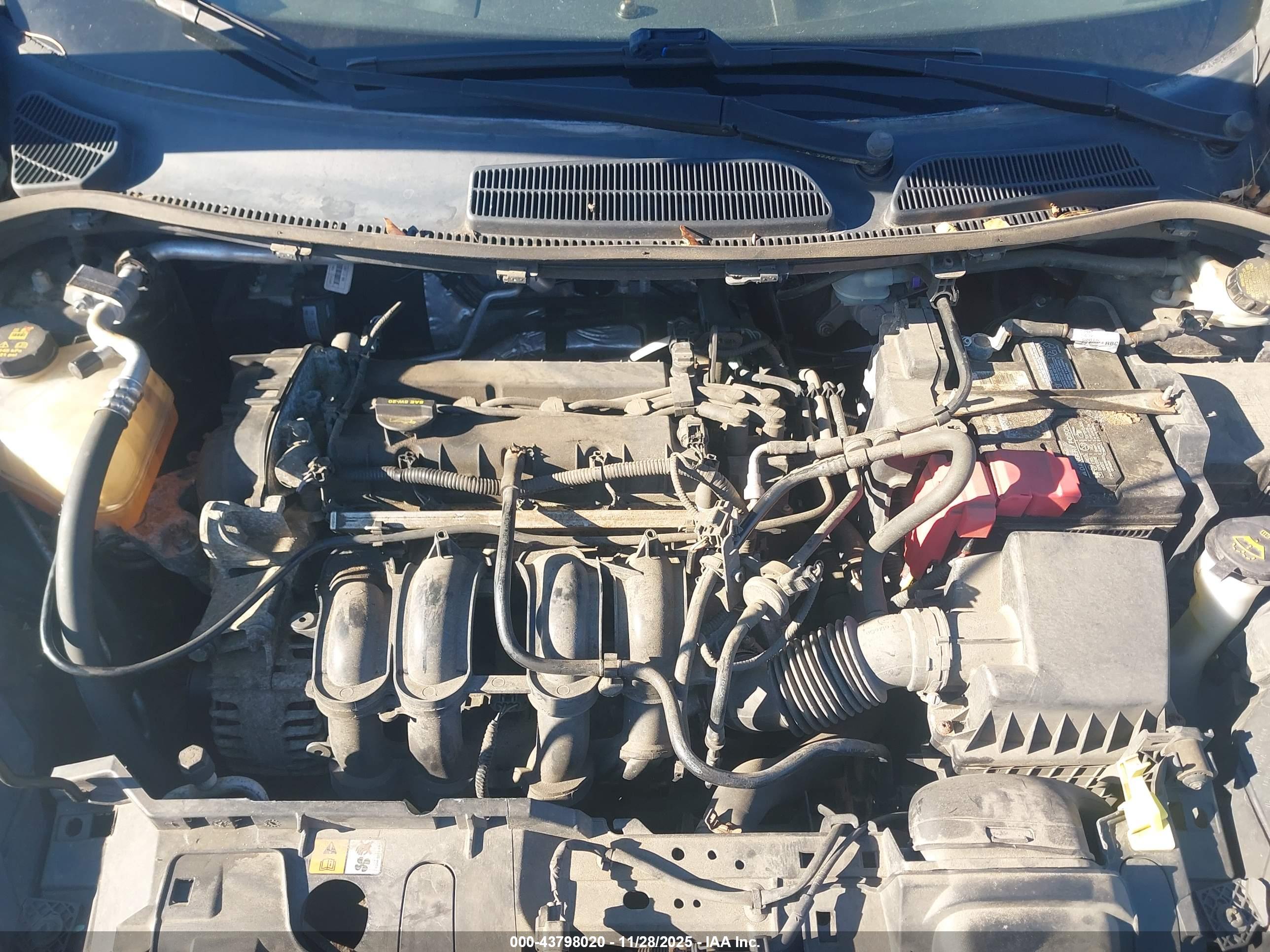 FORD FIESTA image 10