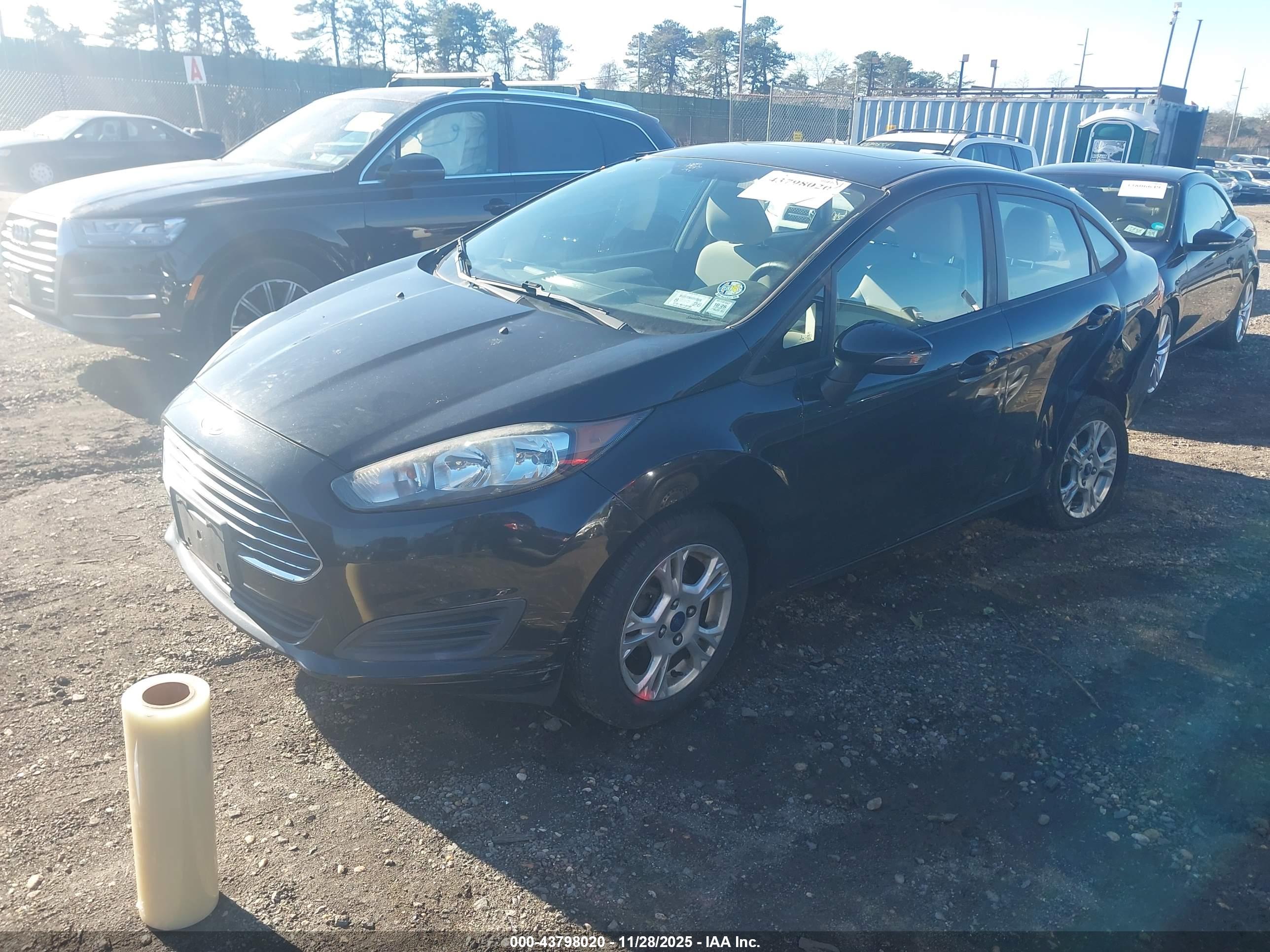 FORD FIESTA image 2