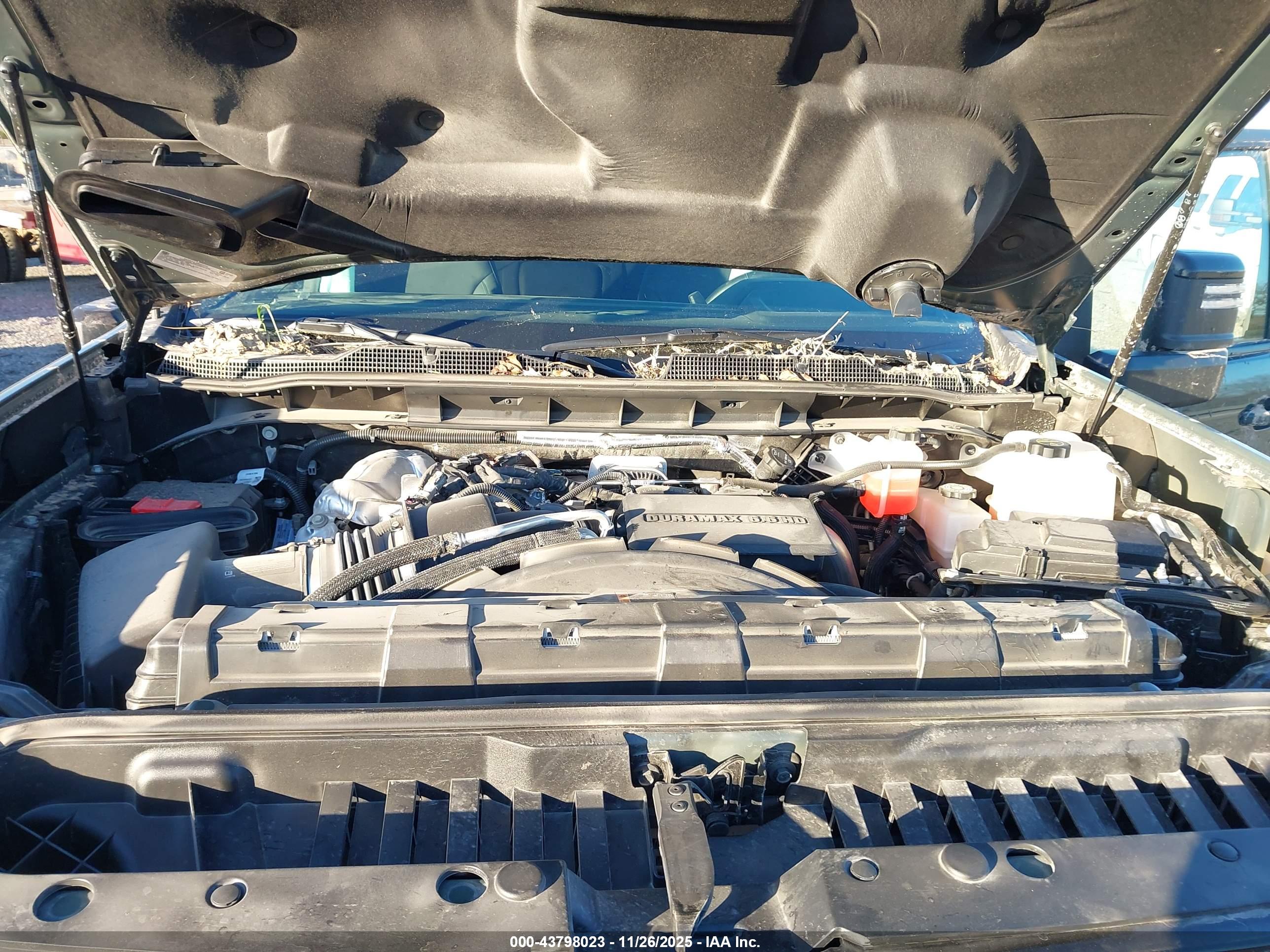 CHEVROLET SILVERADO image 10