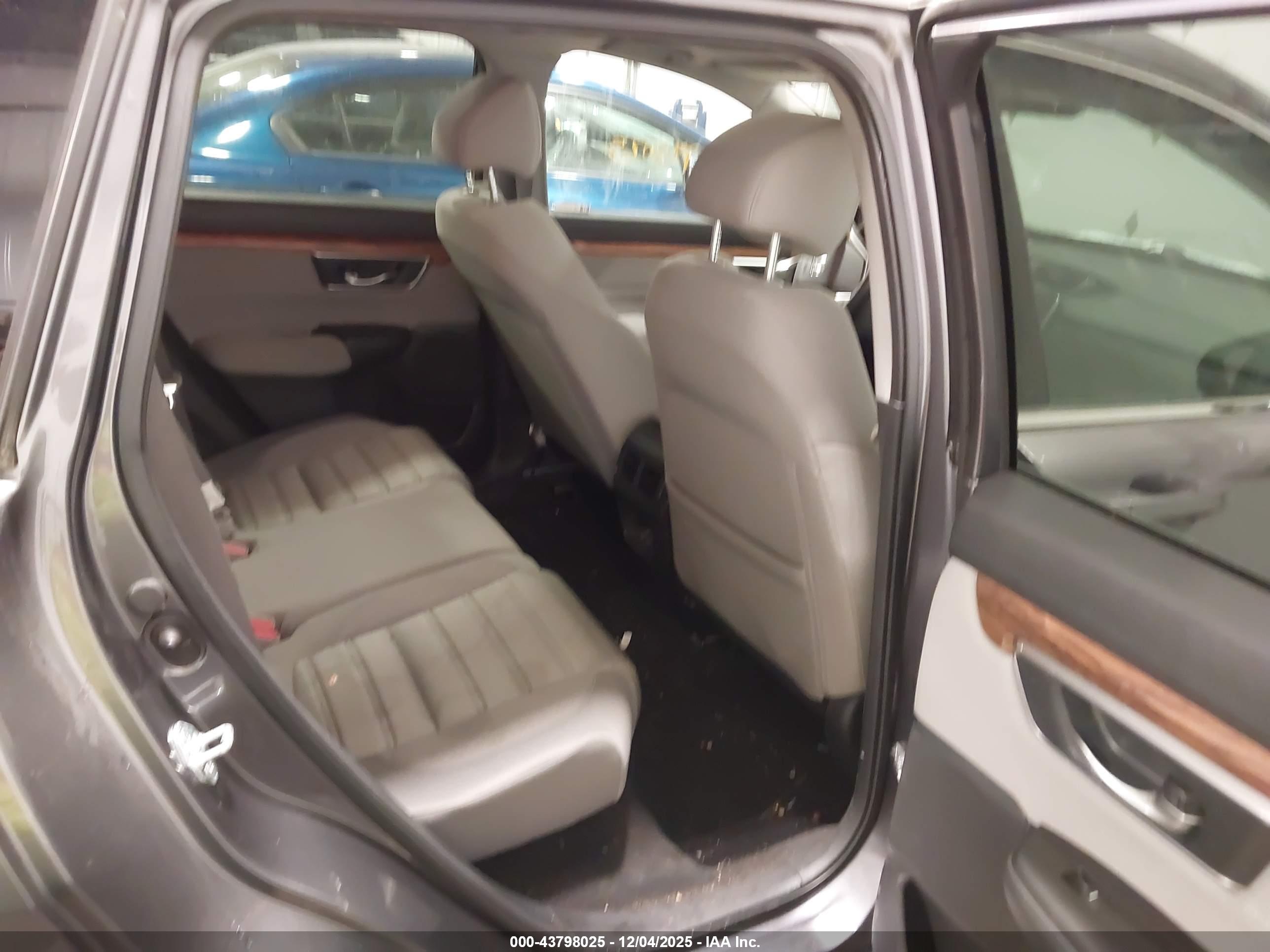 HONDA CR-V image 8