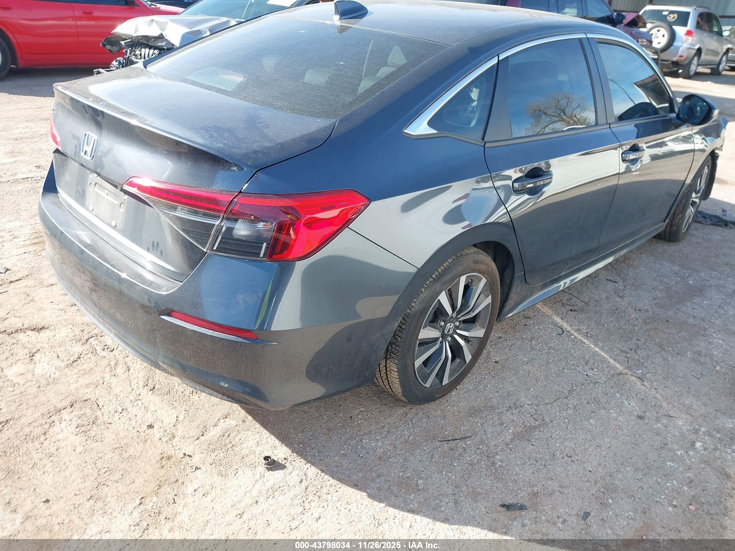 HONDA CIVIC image 4