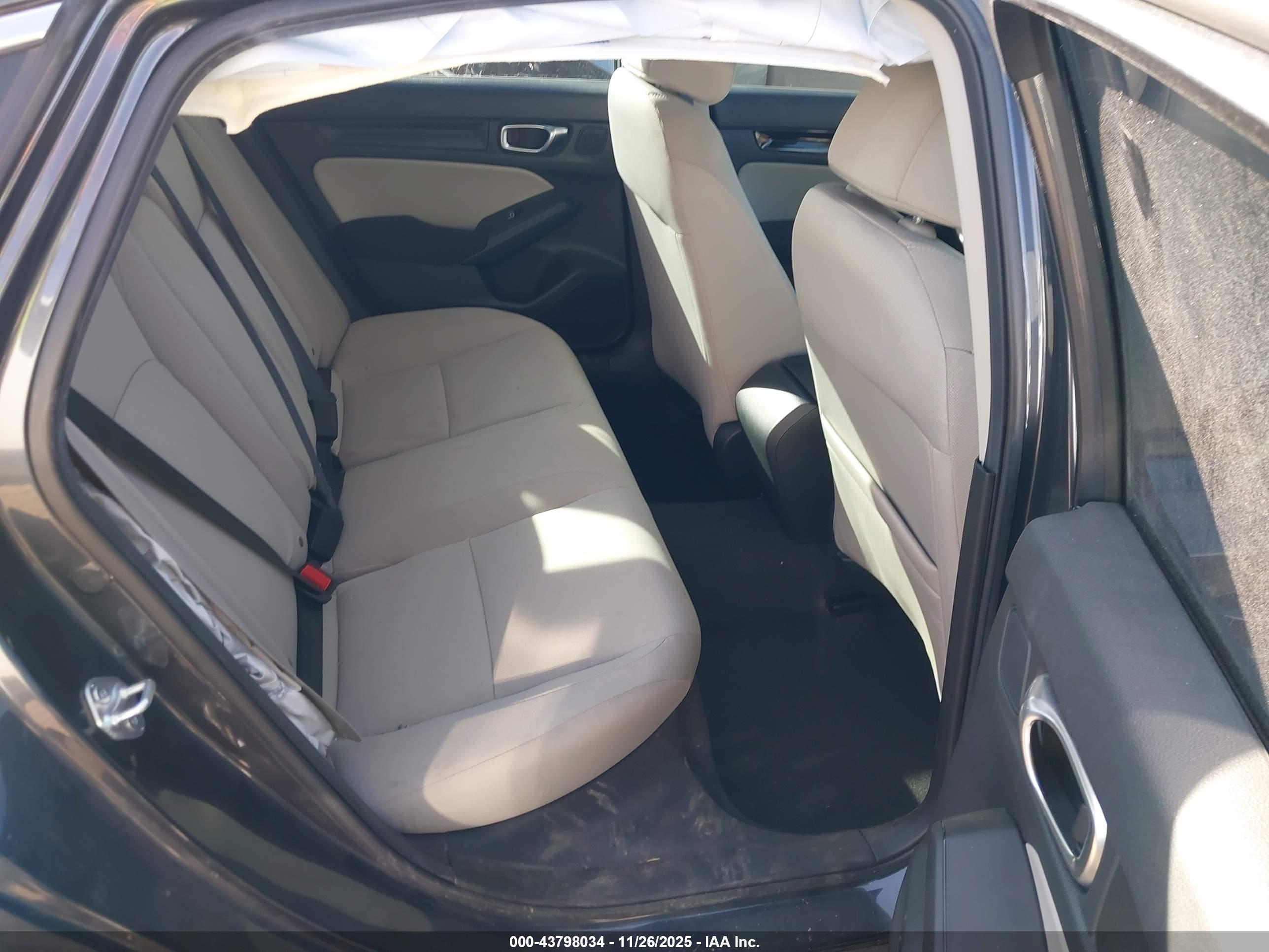 HONDA CIVIC image 8