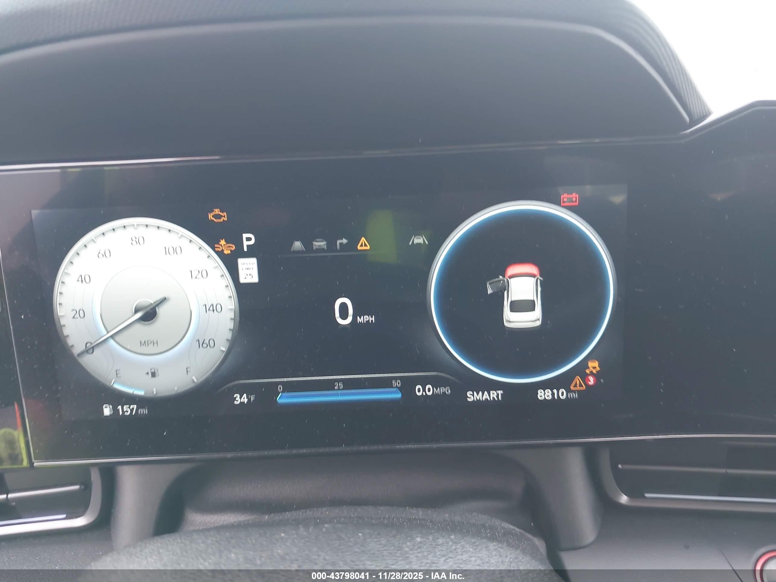 HYUNDAI ELANTRA image 7