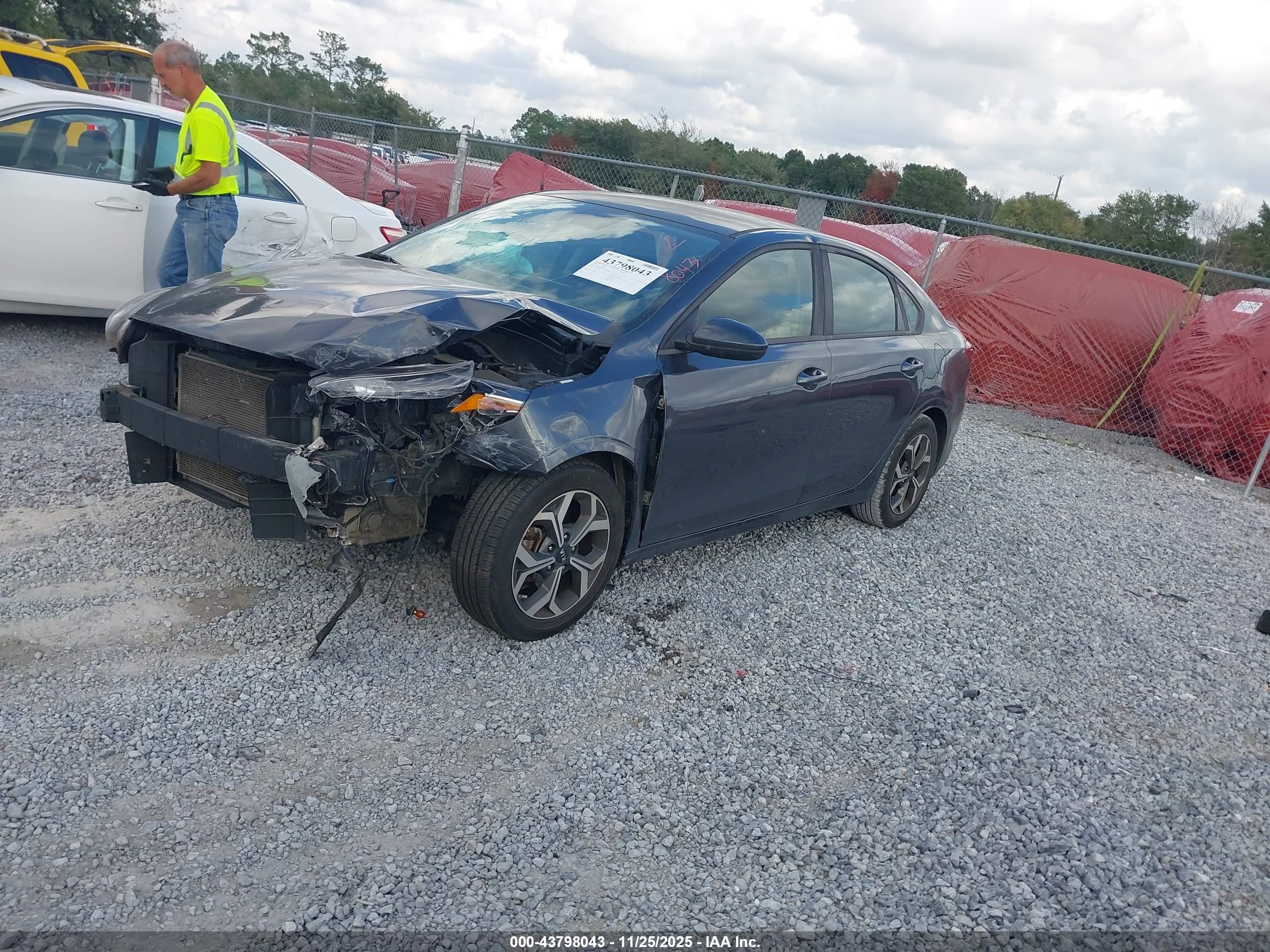 KIA FORTE image 2