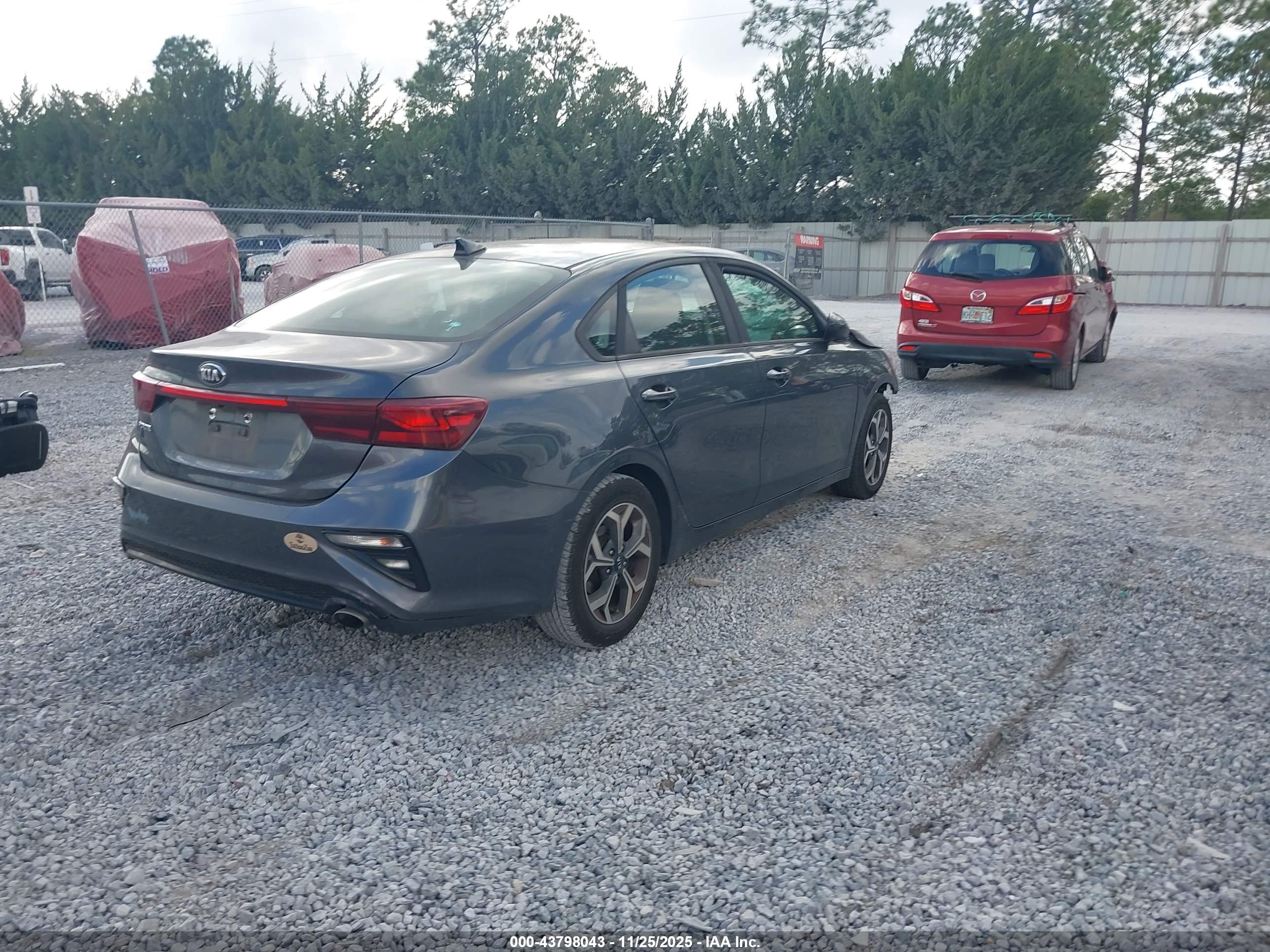 KIA FORTE image 4