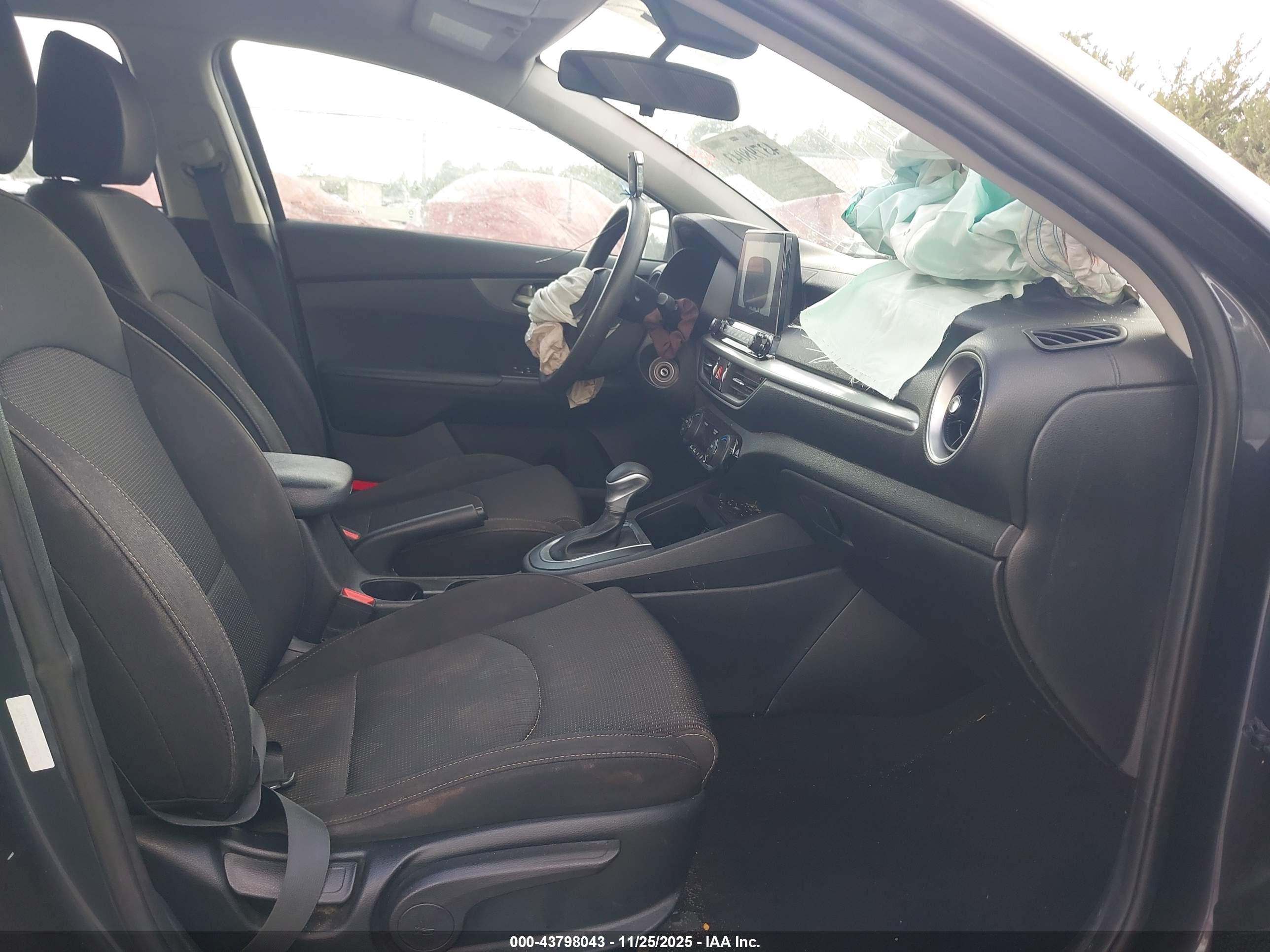 KIA FORTE image 5