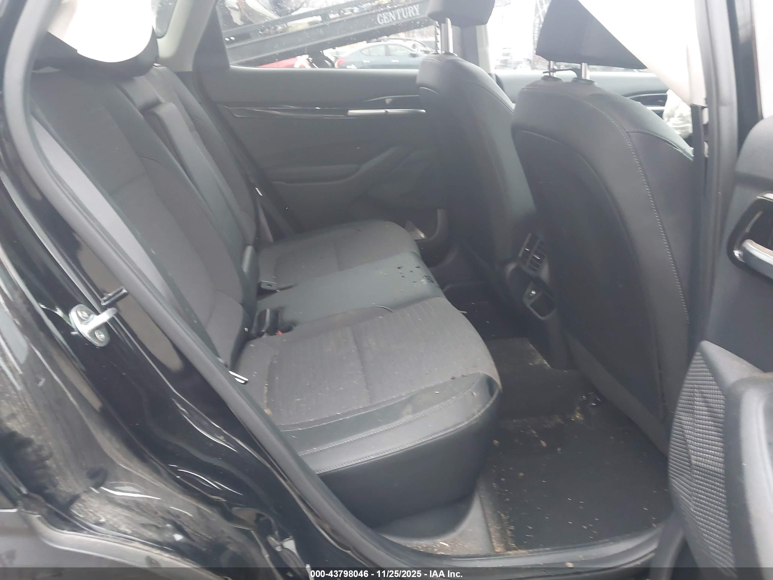 KIA SELTOS image 8