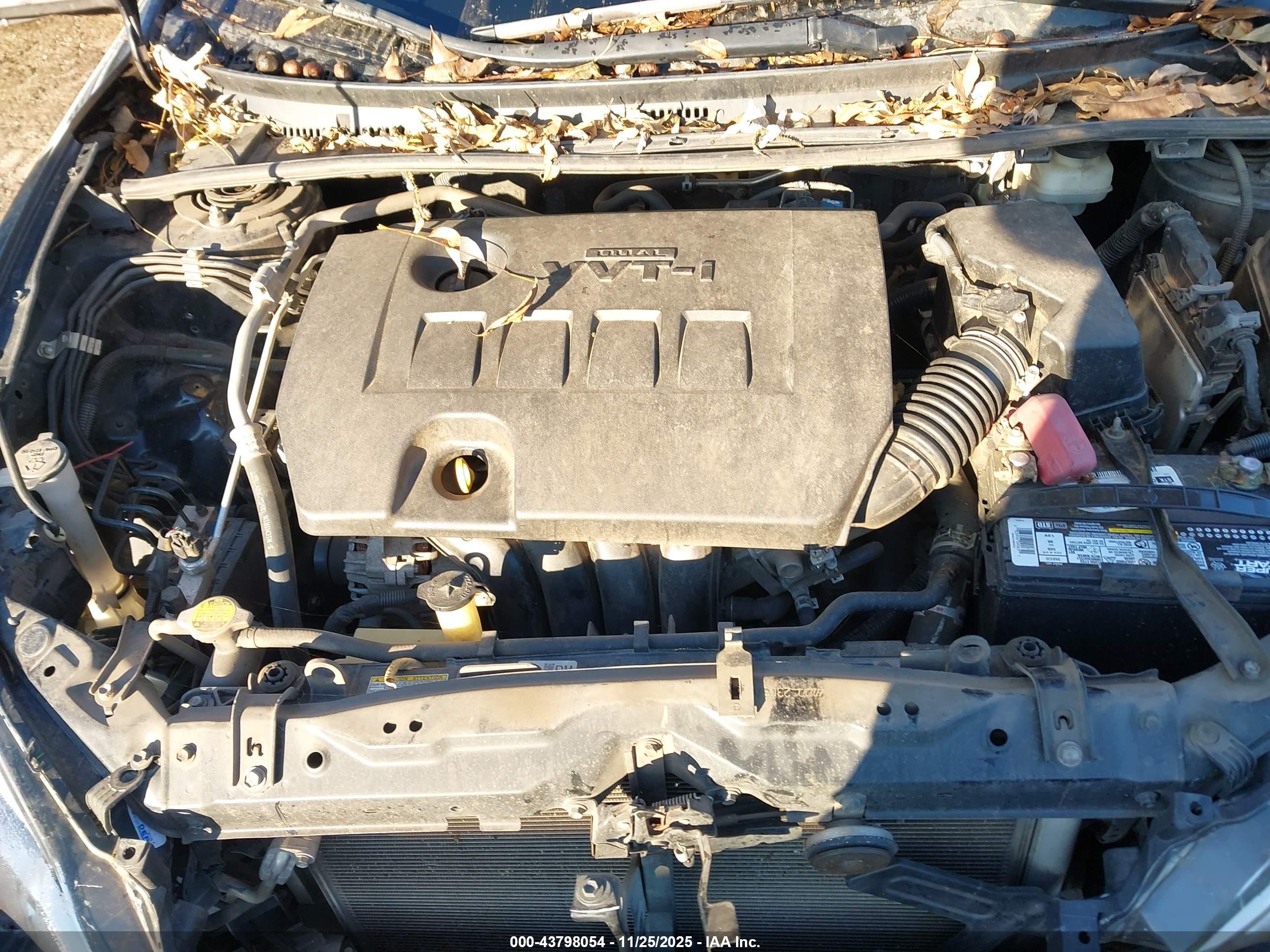 TOYOTA COROLLA image 10