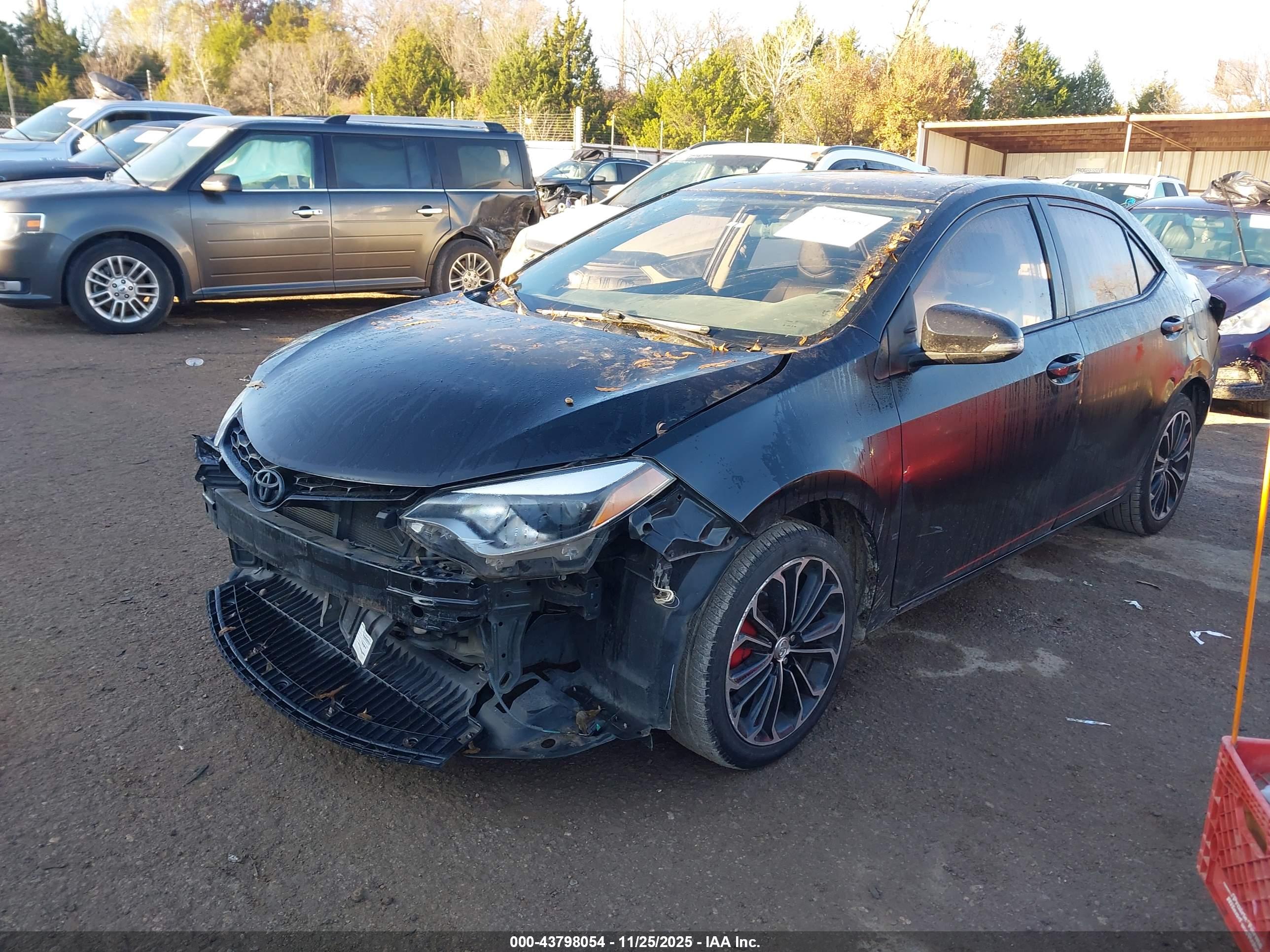 TOYOTA COROLLA image 2