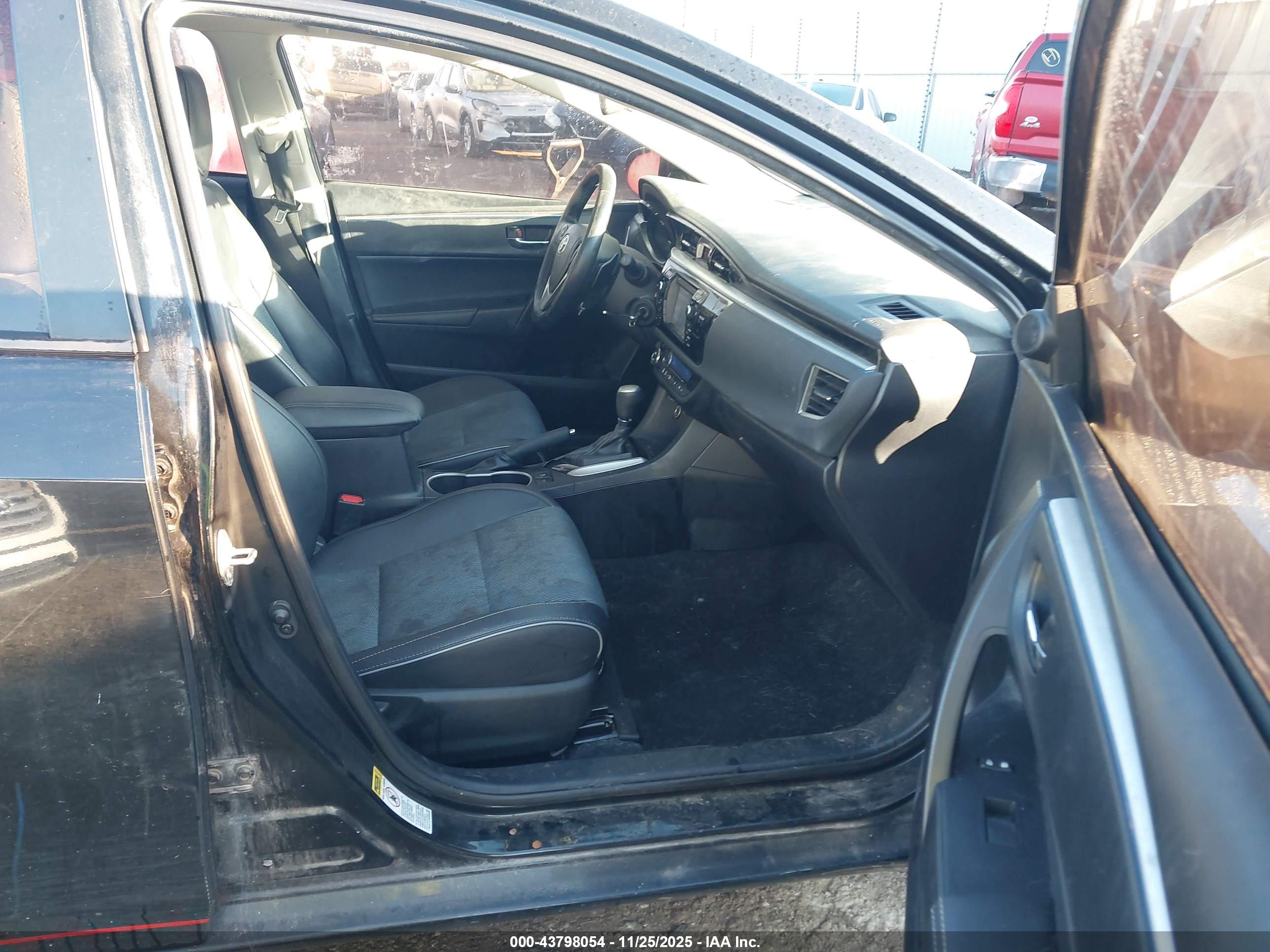 TOYOTA COROLLA image 5