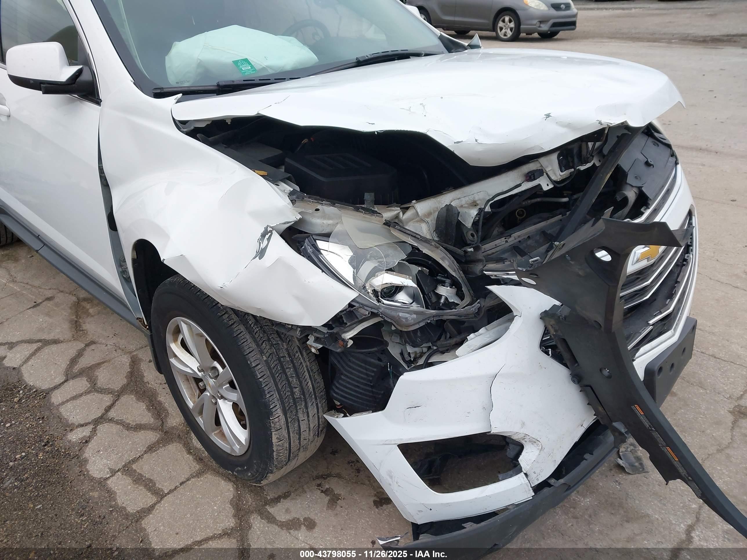CHEVROLET EQUINOX image 6