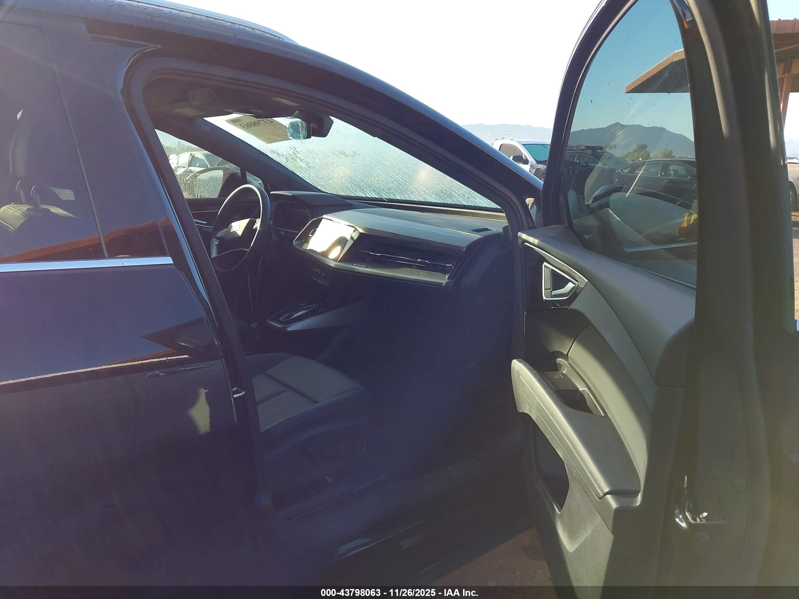 AUDI Q4 image 5
