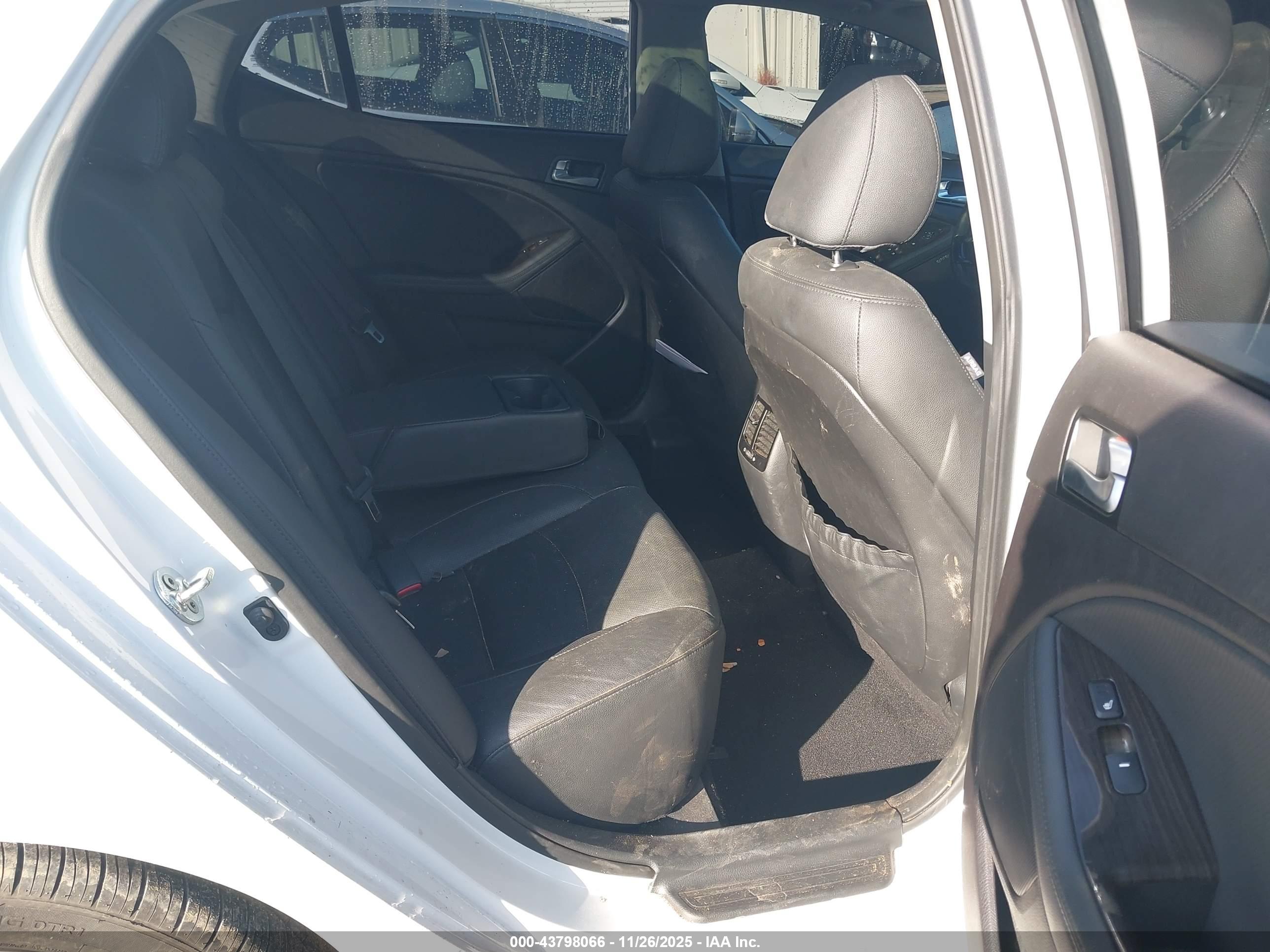 KIA OPTIMA image 8