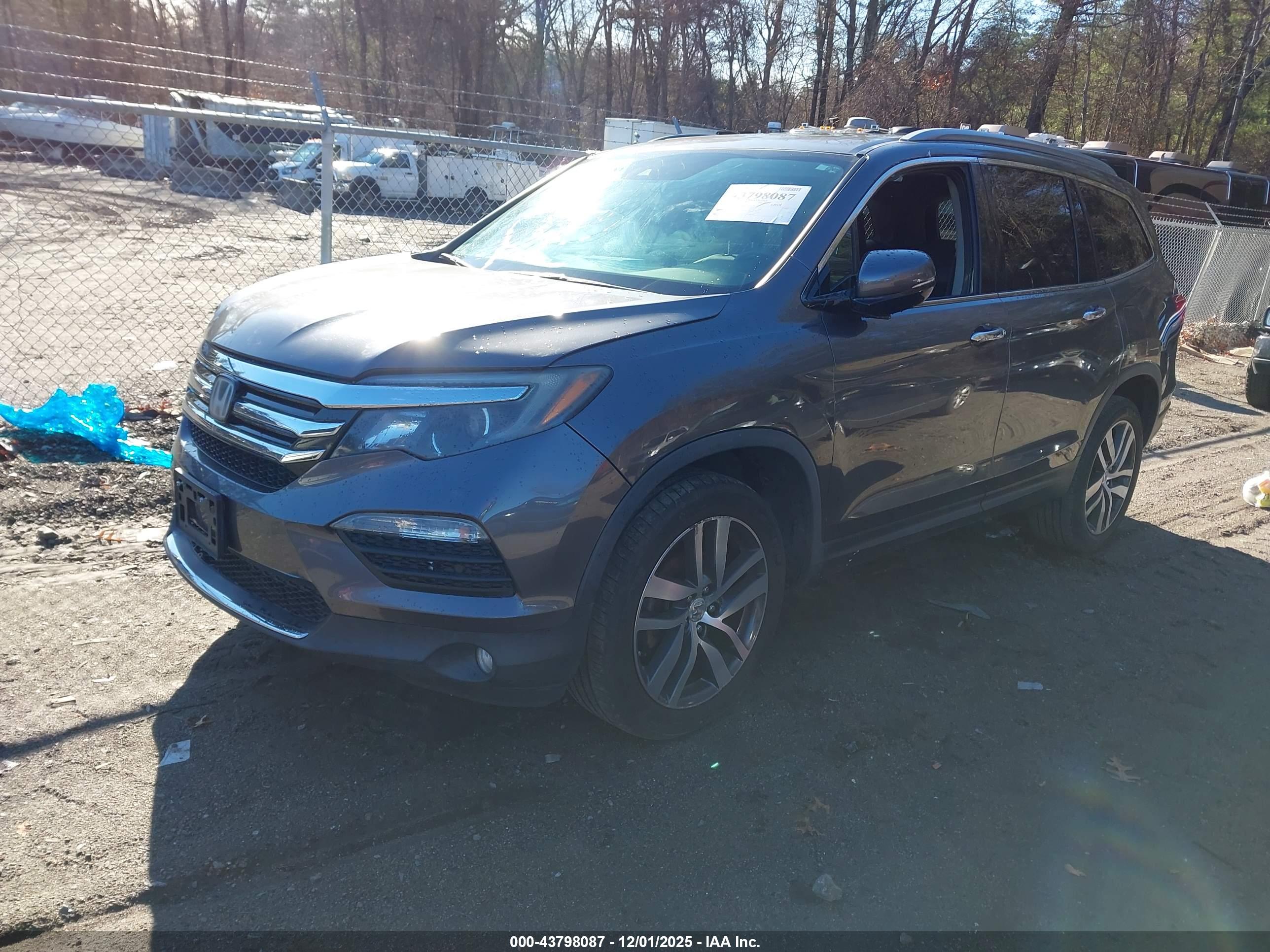 HONDA PILOT image 2